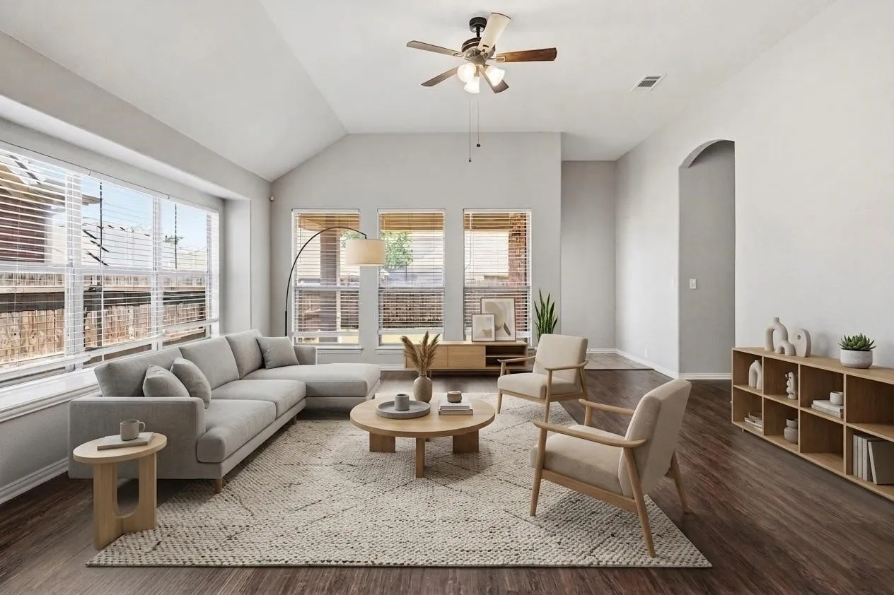 Single Family Residence For Sale in Tarrant County , 636 Brooks Street, Crowley, Texas 76036, 4 Bedroom, 2 Bathroom, 2 Garage spaces, 2,048 Sqft, built in 2006, mls#21359786, Real Estate Agent in Crowley, Homes For Sale in Tarrant county, Homes For Sale in Crowley, Realtor in Crowley Texas, Real Estate Brokerage Independent Realty Texas, Luminita Cordes Realtor