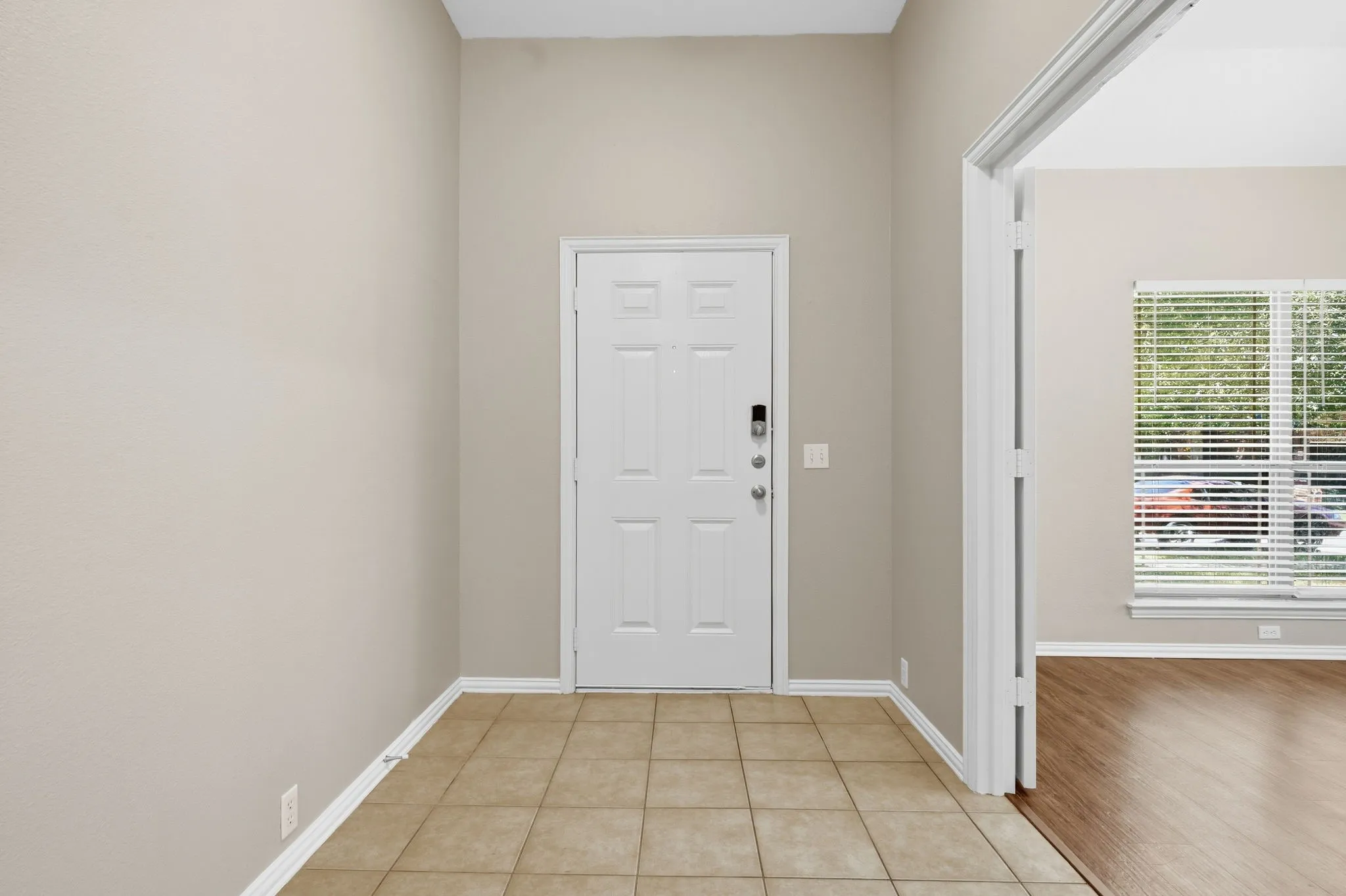Single Family Residence For Sale in Tarrant County , 636 Brooks Street, Crowley, Texas 76036, 4 Bedroom, 2 Bathroom, 2 Garage spaces, 2,048 Sqft, built in 2006, mls#21359786, Real Estate Agent in Crowley, Homes For Sale in Tarrant county, Homes For Sale in Crowley, Realtor in Crowley Texas, Real Estate Brokerage Independent Realty Texas, Luminita Cordes Realtor