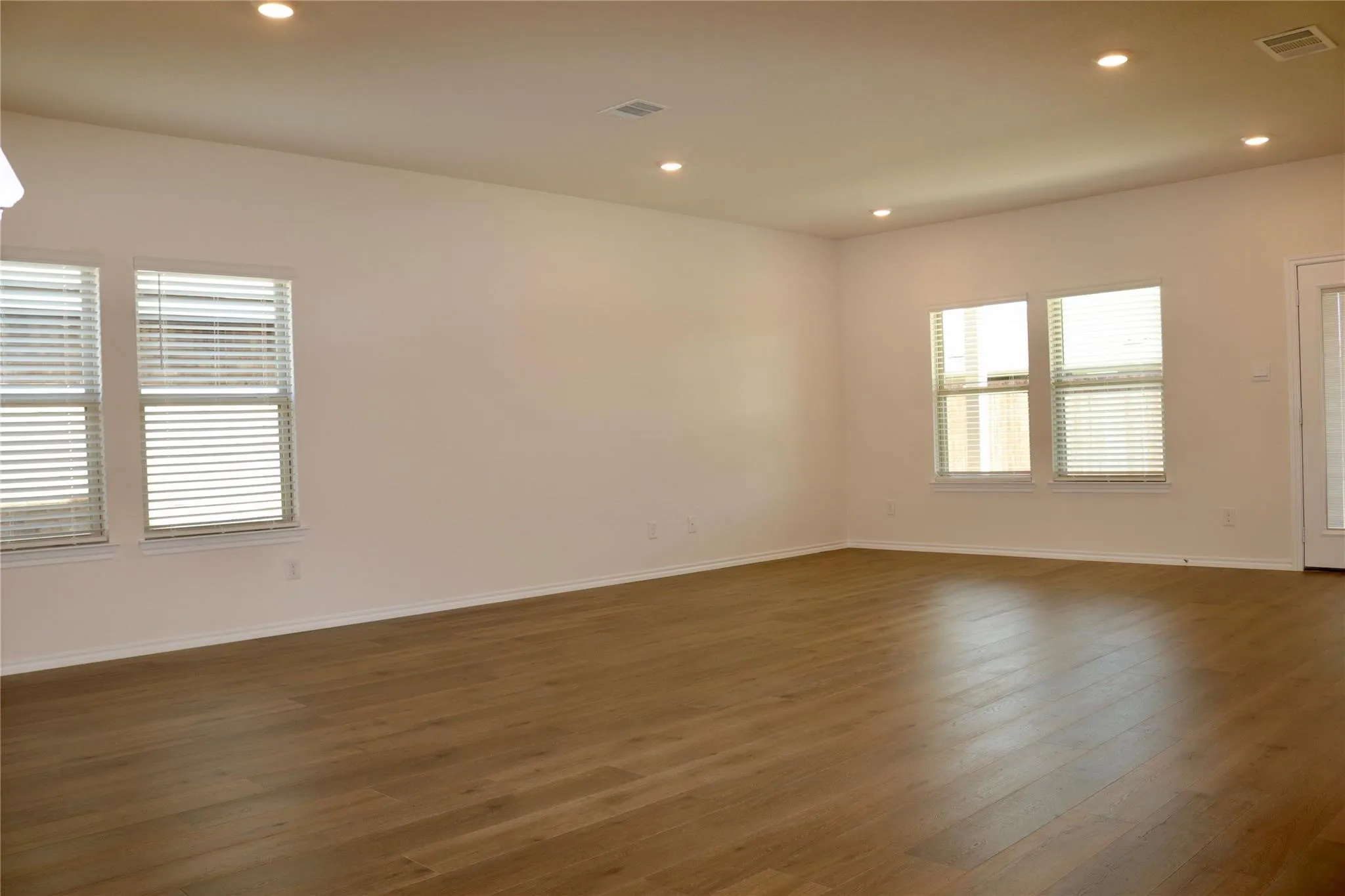 Single Family Residence For Rent in Denton County , 1436 Briar Hill Road, Denton, Texas 76207, 4 Bedroom, 3 Bathroom, 2 Garage spaces, 2,599 Sqft, built in 2024, mls#21358826, Real Estate Agent in Denton, Homes For Rent in Denton county, Homes For Rent in Denton, Realtor in Denton Texas, Real Estate Brokerage Independent Realty Texas, Luminita Cordes Realtor
