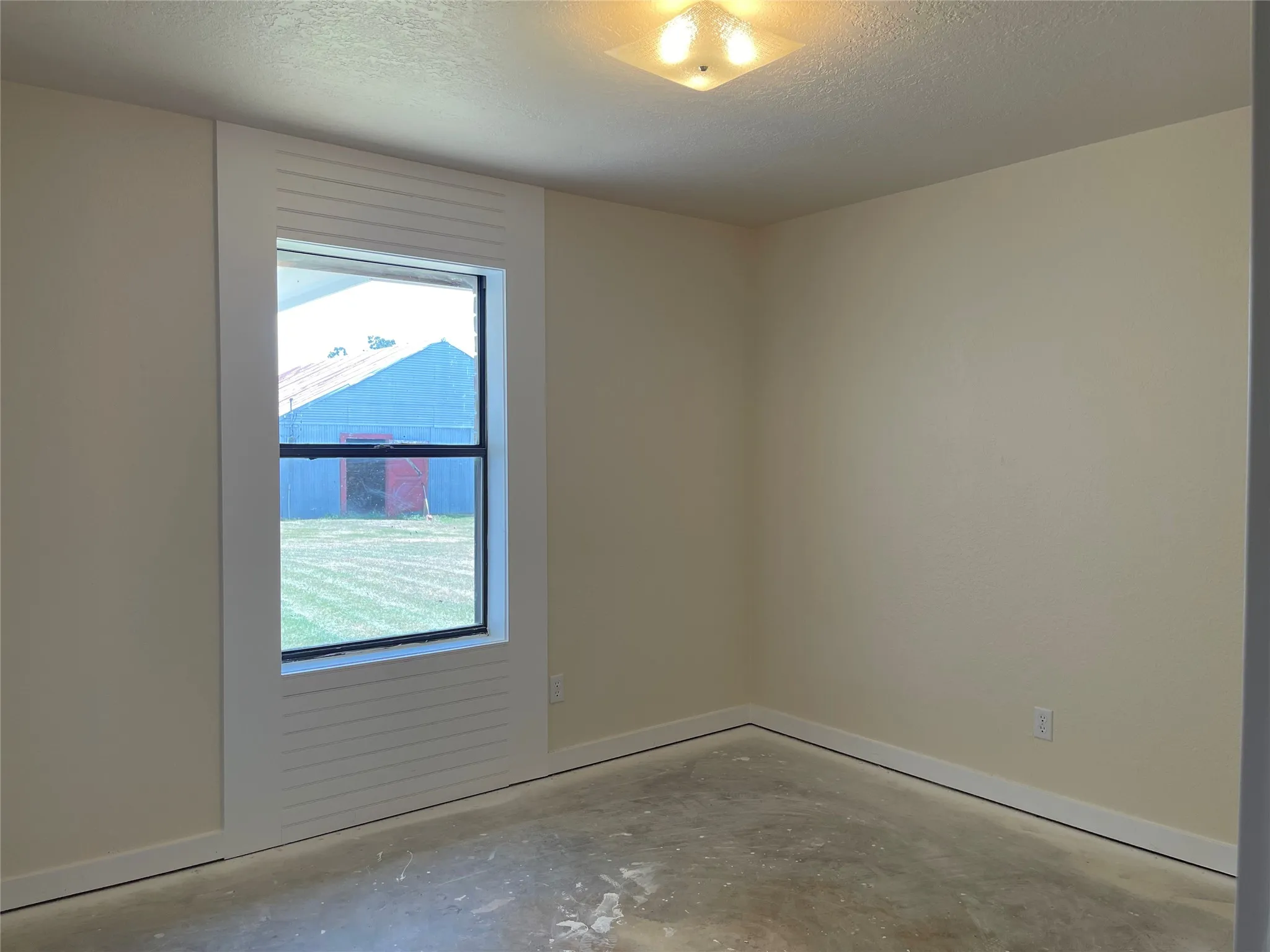 Single Family Residence For Sale in Freestone County , 110 Private Road 749, Donie, Texas 75838, 3 Bedroom, 3 Bathroom, Garage spaces, 2,148 Sqft, built in 1980, Price $725,000, mls#21361699, Real Estate Agent in Donie, Homes For Sale in Freestone county, Homes For Sale in Donie, Realtor in Donie Texas, Real Estate Brokerage Independent Realty Texas, Luminita Cordes Realtor