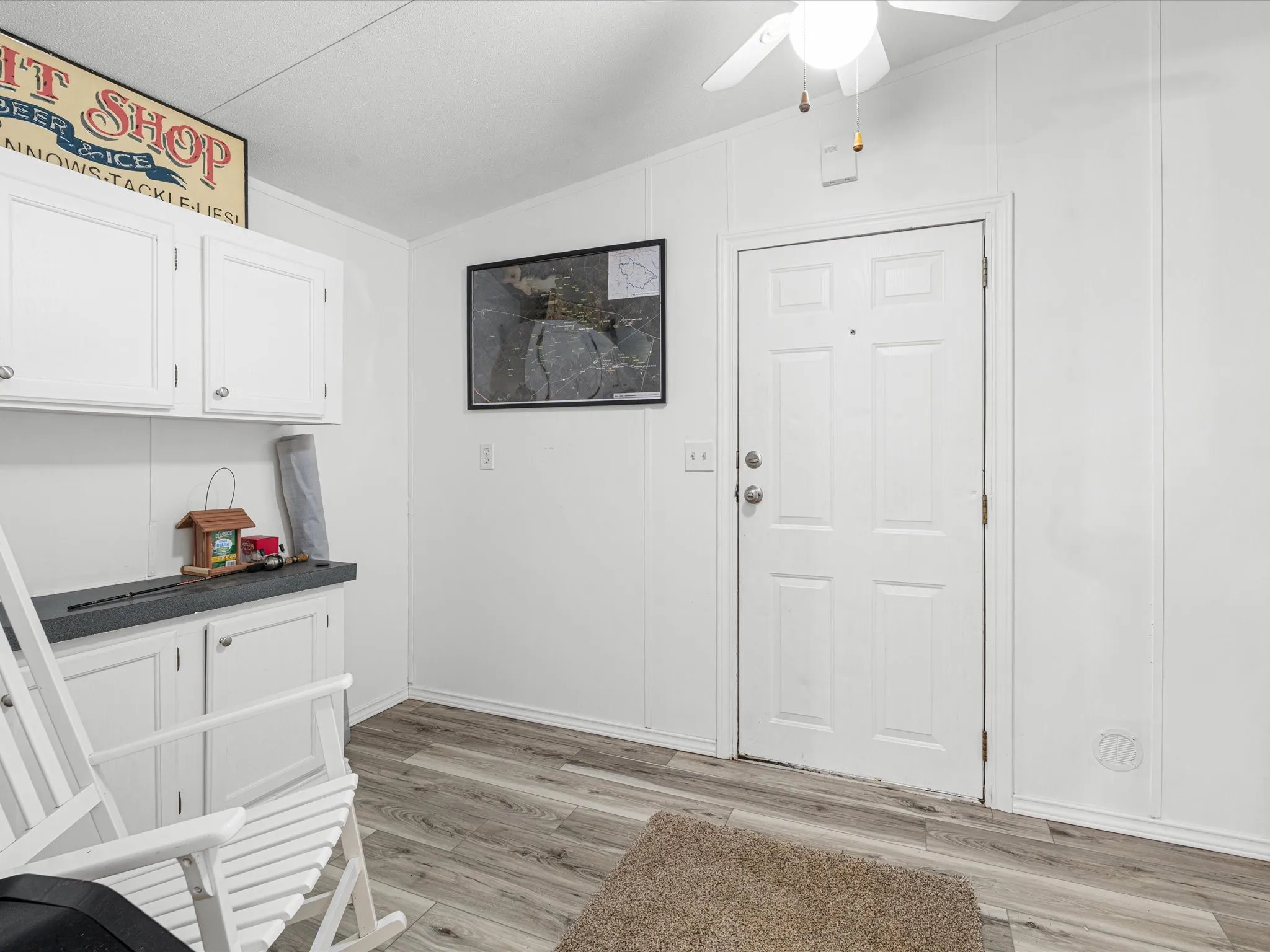Mobile Home For Sale in Freestone County , 251 Knights Circle, Streetman, Texas 75859, 3 Bedroom, 2 Bathroom, Garage spaces, 1,880 Sqft, built in 1995, mls#21362091, Real Estate Agent in Streetman, Homes For Sale in Freestone county, Homes For Sale in Streetman, Realtor in Streetman Texas, Real Estate Brokerage Independent Realty Texas, Luminita Cordes Realtor