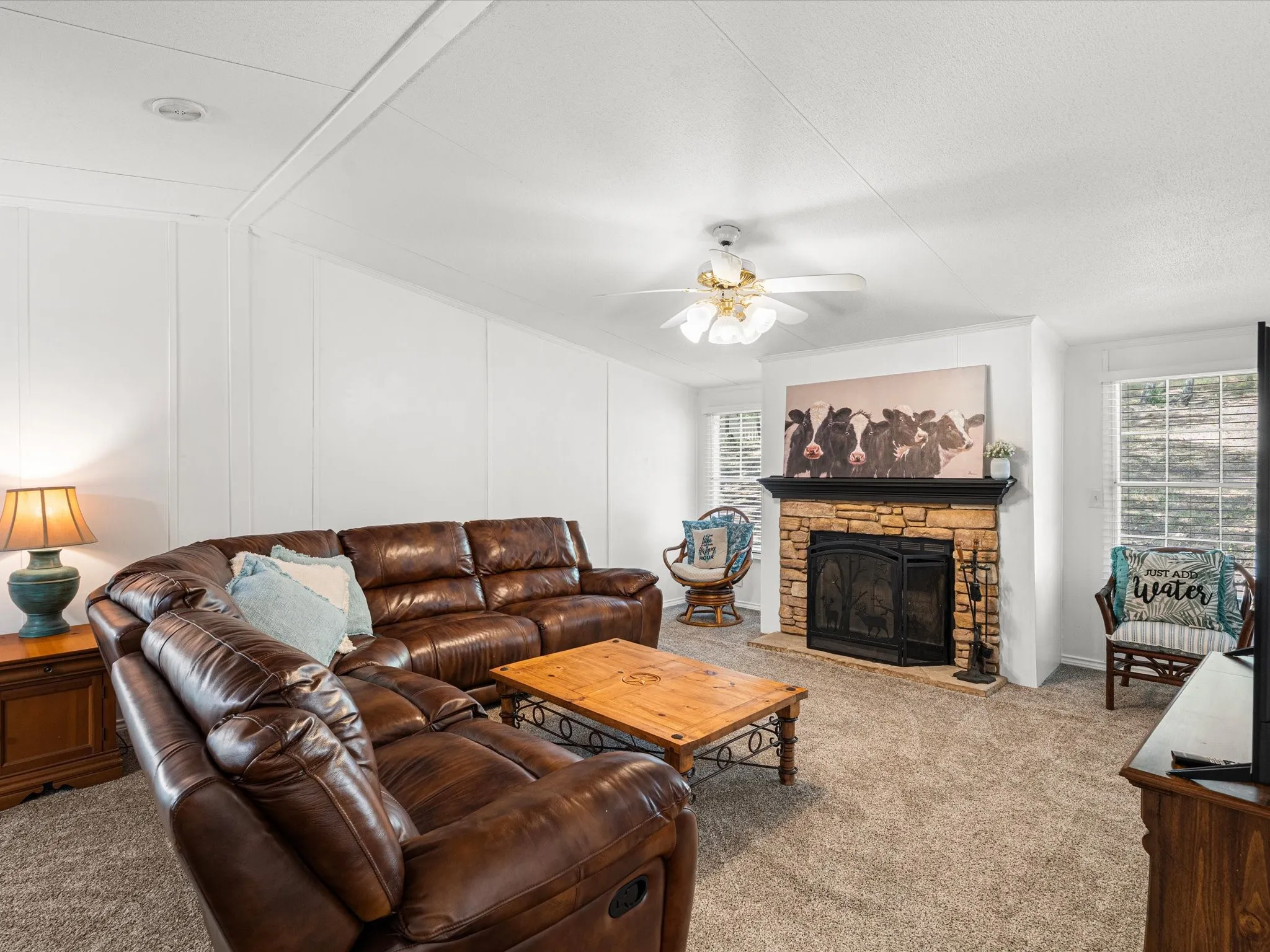 Mobile Home For Sale in Freestone County , 251 Knights Circle, Streetman, Texas 75859, 3 Bedroom, 2 Bathroom, Garage spaces, 1,880 Sqft, built in 1995, mls#21362091, Real Estate Agent in Streetman, Homes For Sale in Freestone county, Homes For Sale in Streetman, Realtor in Streetman Texas, Real Estate Brokerage Independent Realty Texas, Luminita Cordes Realtor