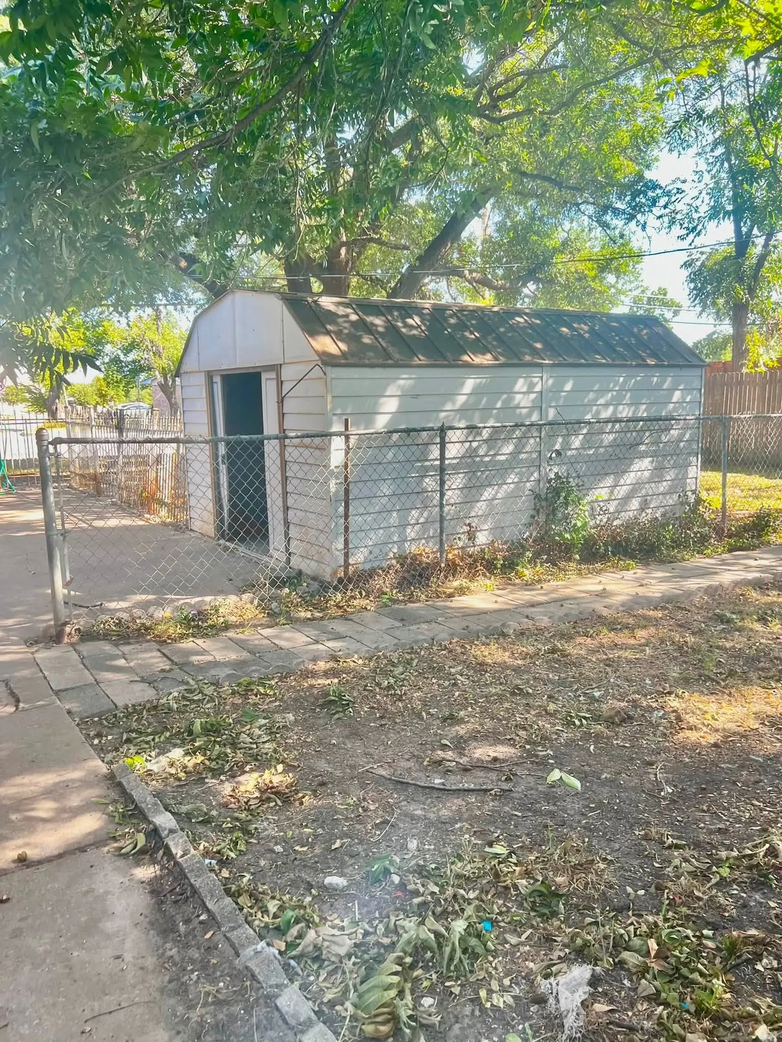 Single Family Residence For Sale in Dallas County , 4703 Bedford Drive, Mesquite, Texas 75150, 3 Bedroom, 2 Bathroom, 1 Garage spaces, 1,348 Sqft, built in 1959, mls#21362821, Real Estate Agent in Mesquite, Homes For Sale in Dallas county, Homes For Sale in Mesquite, Realtor in Mesquite Texas, Real Estate Brokerage Independent Realty Texas, Luminita Cordes Realtor