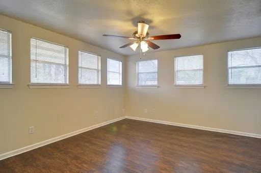 Single Family Residence For Sale in Tarrant County , 3770 Winfield Avenue, Fort Worth, Texas 76109, 4 Bedroom, 2 Bathroom, Garage spaces, 1,368 Sqft, built in 1947, mls#21362828, Real Estate Agent in Fort Worth, Homes For Sale in Tarrant county, Homes For Sale in Fort Worth, Realtor in Fort Worth Texas, Real Estate Brokerage Independent Realty Texas, Luminita Cordes Realtor