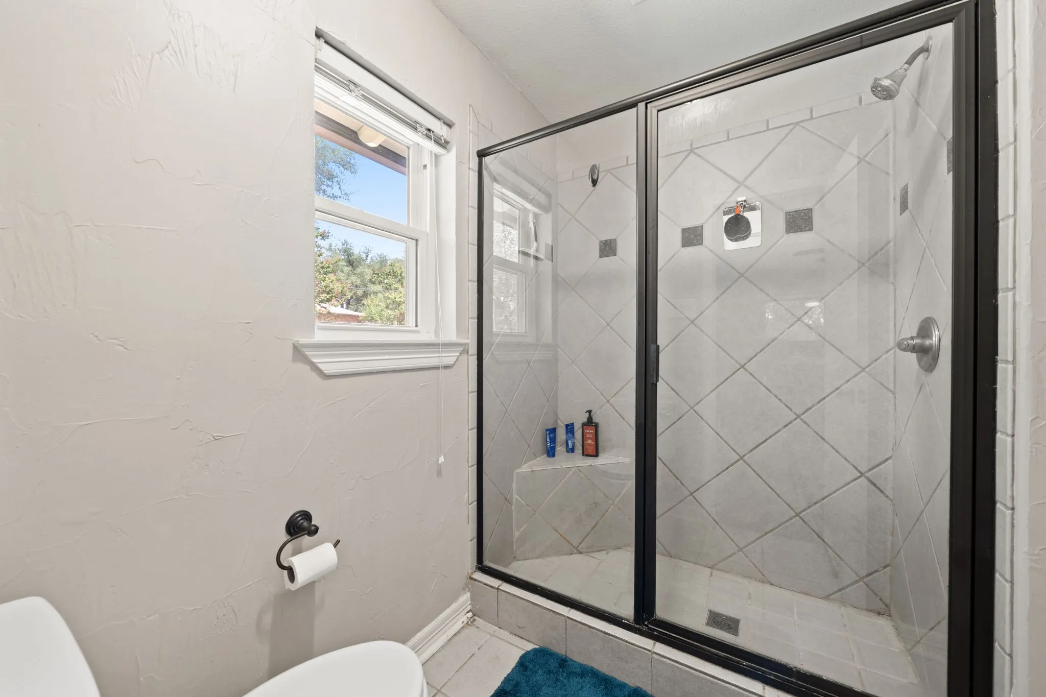 Single Family Residence For Sale in Grayson County , 1507 Greenbrier Drive, Sherman, Texas 75092, 4 Bedroom, 3 Bathroom, 2 Garage spaces, 2,880 Sqft, built in 1968, mls#21357861, Real Estate Agent in Sherman, Homes For Sale in Grayson county, Homes For Sale in Sherman, Realtor in Sherman Texas, Real Estate Brokerage Independent Realty Texas, Luminita Cordes Realtor