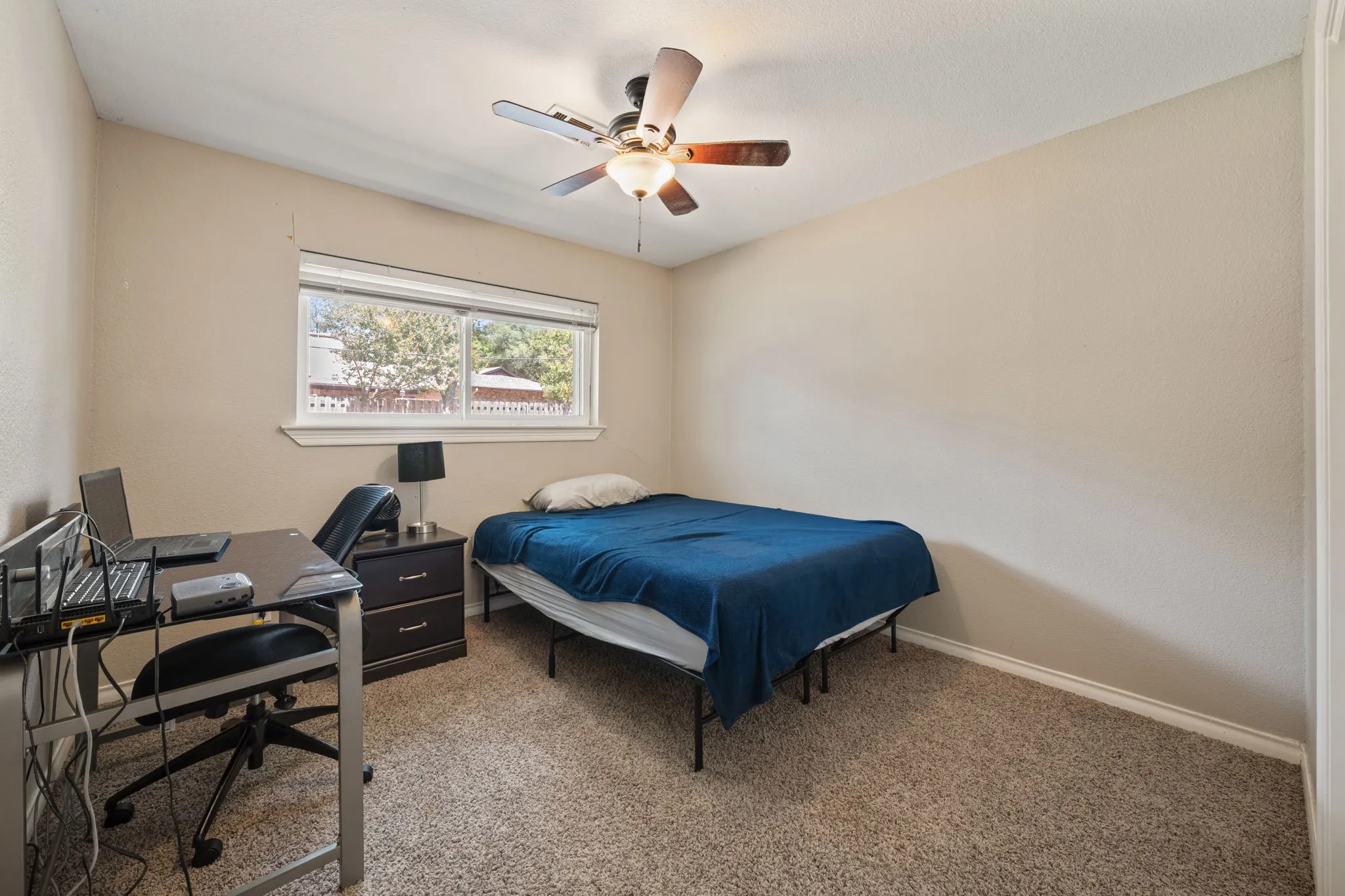 Single Family Residence For Sale in Grayson County , 1507 Greenbrier Drive, Sherman, Texas 75092, 4 Bedroom, 3 Bathroom, 2 Garage spaces, 2,880 Sqft, built in 1968, mls#21357861, Real Estate Agent in Sherman, Homes For Sale in Grayson county, Homes For Sale in Sherman, Realtor in Sherman Texas, Real Estate Brokerage Independent Realty Texas, Luminita Cordes Realtor