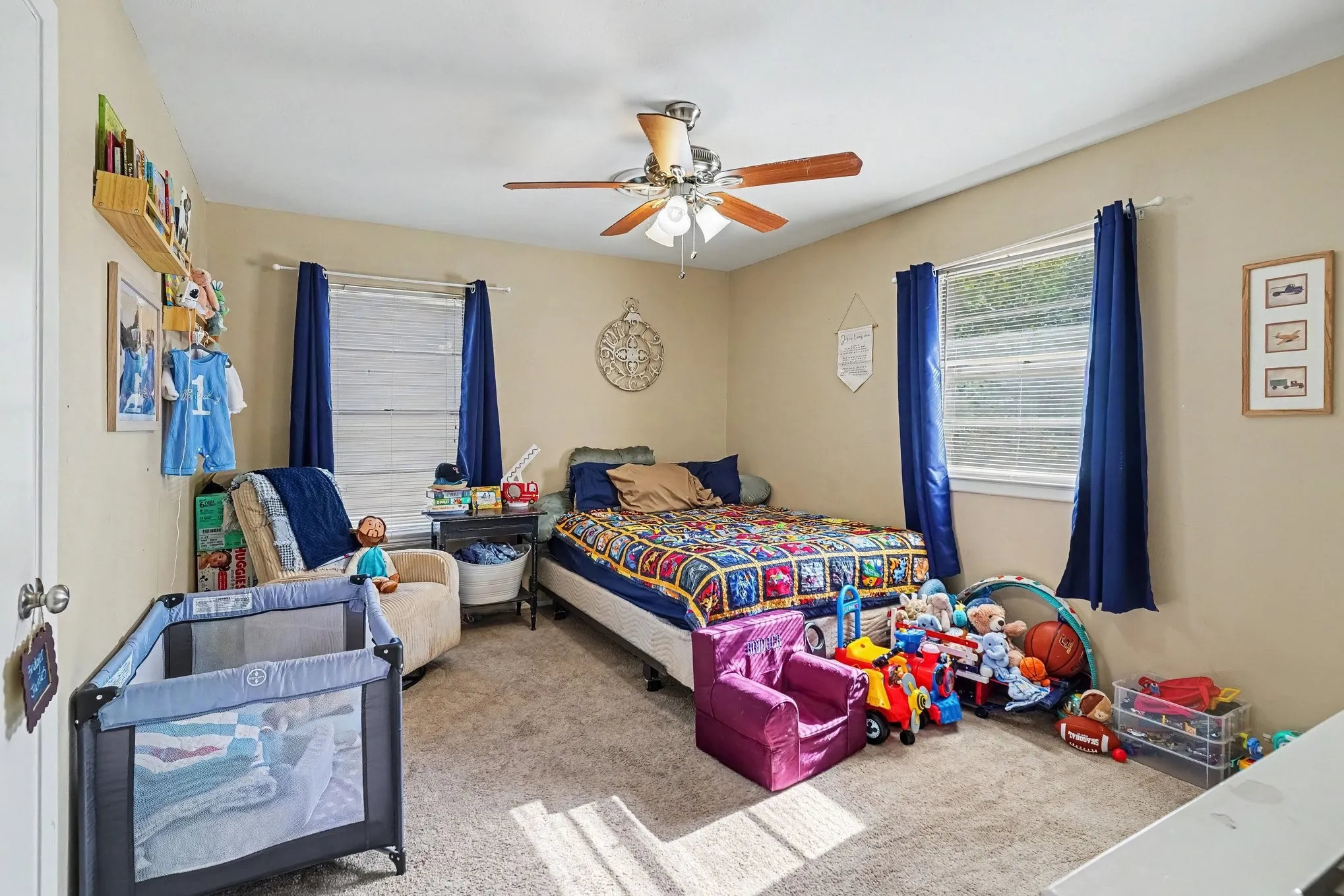 Single Family Residence For Sale in Tarrant County , 1553 Montclair Drive, Fort Worth, Texas 76103, 2 Bedroom, 2 Bathroom, 2 Garage spaces, 1,521 Sqft, built in 1960, Price $259,000, mls#21356831, Real Estate Agent in Fort Worth, Homes For Sale in Tarrant county, Homes For Sale in Fort Worth, Realtor in Fort Worth Texas, Real Estate Brokerage Independent Realty Texas, Luminita Cordes Realtor