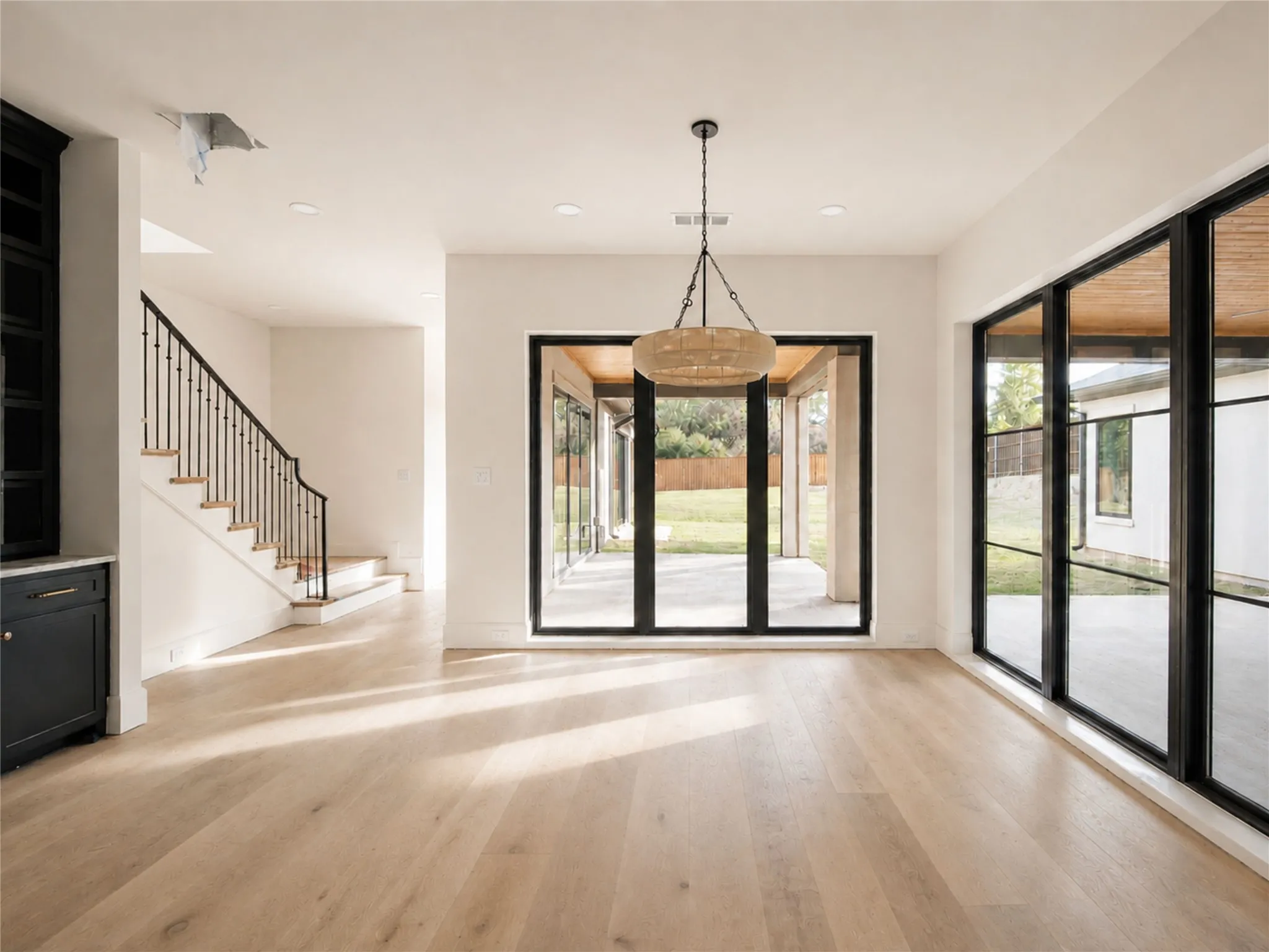 Single Family Residence For Sale in Tarrant County , 200 Park Avenue, Keller, Texas 76248, 4 Bedroom, 5 Bathroom, 3 Garage spaces, 5,459 Sqft, built in 2026, mls#21360706, Real Estate Agent in Keller, Homes For Sale in Tarrant county, Homes For Sale in Keller, Realtor in Keller Texas, Real Estate Brokerage Independent Realty Texas, Luminita Cordes Realtor