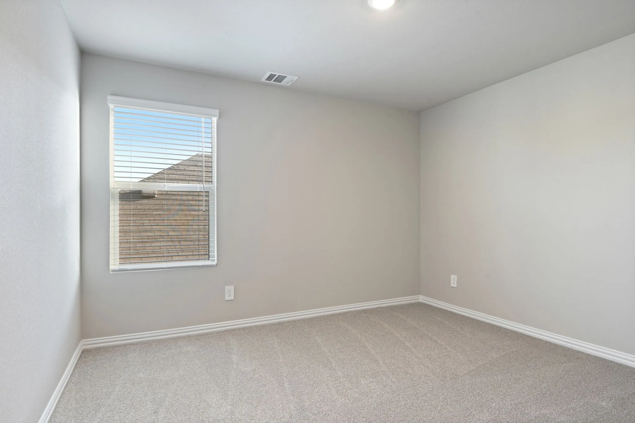 Photo is not of the actual home, but is an inspirational photo of builder’s model home and may depict options, furnishings, and/or decorator features that are not included.