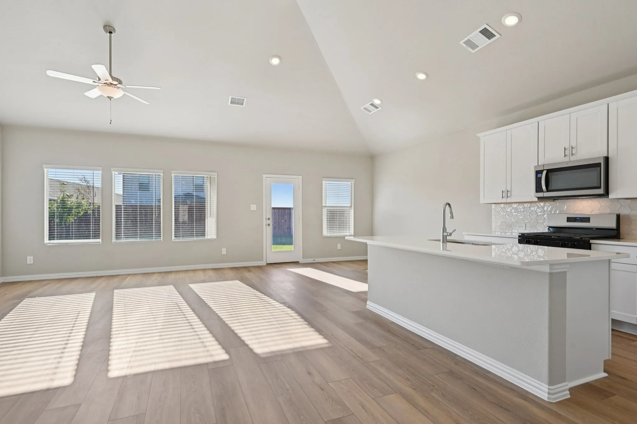 Photo is not of the actual home, but is an inspirational photo of builder’s model home and may depict options, furnishings, and/or decorator features that are not included.