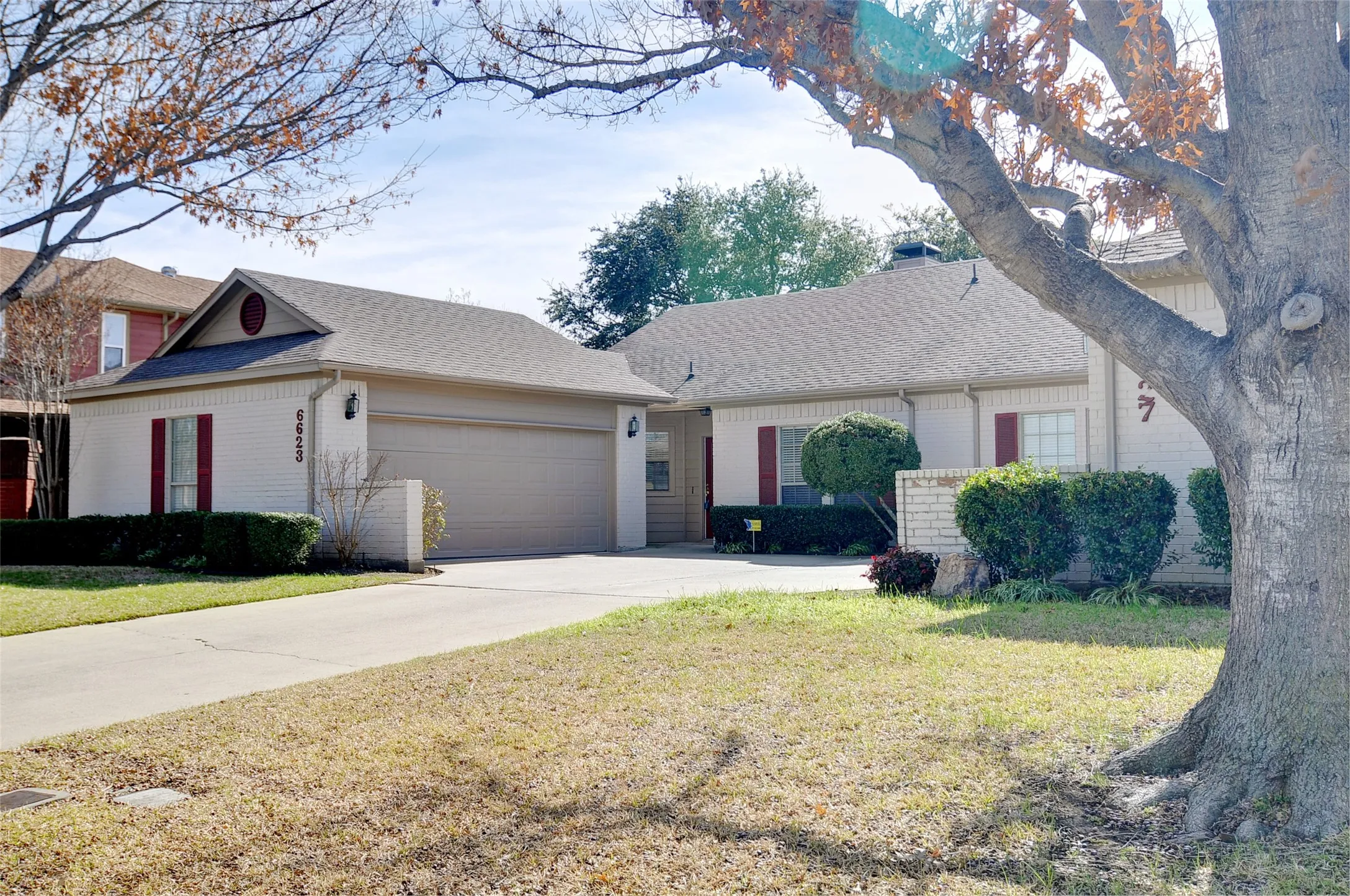Duplex For Sale in Tarrant County , 6623 Waterwood Trail, Benbrook, Texas 76132, 4 Bedroom, 4 Bathroom, 2 Garage spaces, 0 Sqft, built in 1996, mls#21362854, Real Estate Agent in Benbrook, Homes For Sale in Tarrant county, Homes For Sale in Benbrook, Realtor in Benbrook Texas, Real Estate Brokerage Independent Realty Texas, Luminita Cordes Realtor