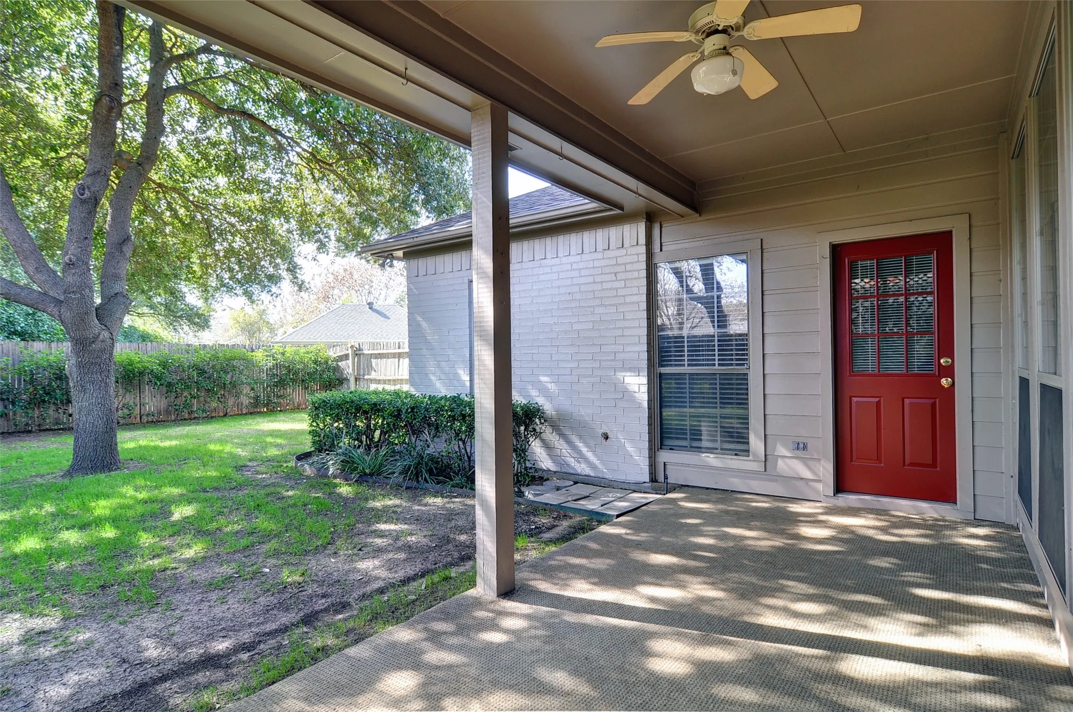 Duplex For Sale in Tarrant County , 6623 Waterwood Trail, Benbrook, Texas 76132, 4 Bedroom, 4 Bathroom, 2 Garage spaces, 0 Sqft, built in 1996, mls#21362854, Real Estate Agent in Benbrook, Homes For Sale in Tarrant county, Homes For Sale in Benbrook, Realtor in Benbrook Texas, Real Estate Brokerage Independent Realty Texas, Luminita Cordes Realtor