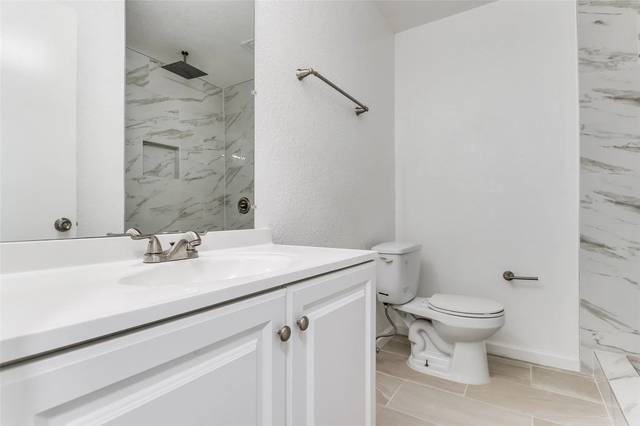 Single Family Residence For Rent in Dallas County , 1606 W Shore Drive, Richardson, Texas 75080, 4 Bedroom, 3 Bathroom, Garage spaces, 1,460 Sqft, built in 1963, mls#21362503, Real Estate Agent in Richardson, Homes For Rent in Dallas county, Homes For Rent in Richardson, Realtor in Richardson Texas, Real Estate Brokerage Independent Realty Texas, Luminita Cordes Realtor