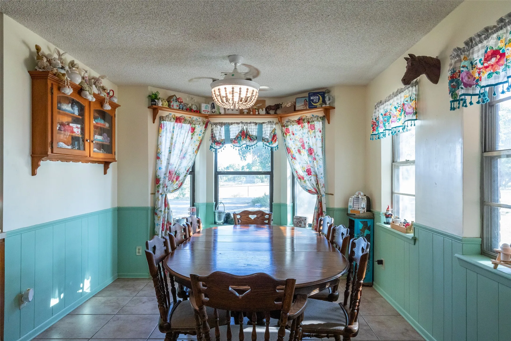 Single Family Residence For Sale in Callahan County , 7200 Private Road 2383, Clyde, Texas 79510, 4 Bedroom, 2 Bathroom, 2 Garage spaces, 1,844 Sqft, built in 1966, mls#21357670, Real Estate Agent in Clyde, Homes For Sale in Callahan county, Homes For Sale in Clyde, Realtor in Clyde Texas, Real Estate Brokerage Independent Realty Texas, Luminita Cordes Realtor