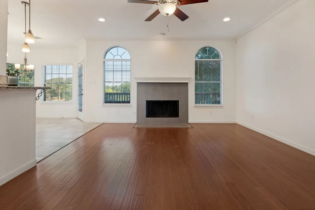 Single Family Residence For Sale in Dallas County , 3925 Silver Meadow Lane, Grand Prairie, Texas 75052, 4 Bedroom, 3 Bathroom, 2 Garage spaces, 2,698 Sqft, built in 1992, mls#21362876, Real Estate Agent in Grand Prairie, Homes For Sale in Dallas county, Homes For Sale in Grand Prairie, Realtor in Grand Prairie Texas, Real Estate Brokerage Independent Realty Texas, Luminita Cordes Realtor