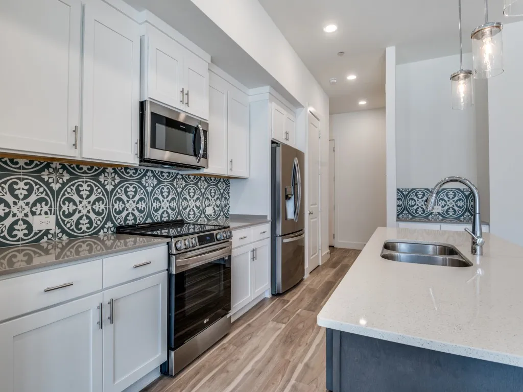 Townhouse For Sale in Collin County , 804 Eaglescliffe Landing, Wylie, Texas 75098, 3 Bedroom, 3 Bathroom, 2 Garage spaces, 1,898 Sqft, built in 2021, mls#21362873, Real Estate Agent in Wylie, Homes For Sale in Collin county, Homes For Sale in Wylie, Realtor in Wylie Texas, Real Estate Brokerage Independent Realty Texas, Luminita Cordes Realtor
