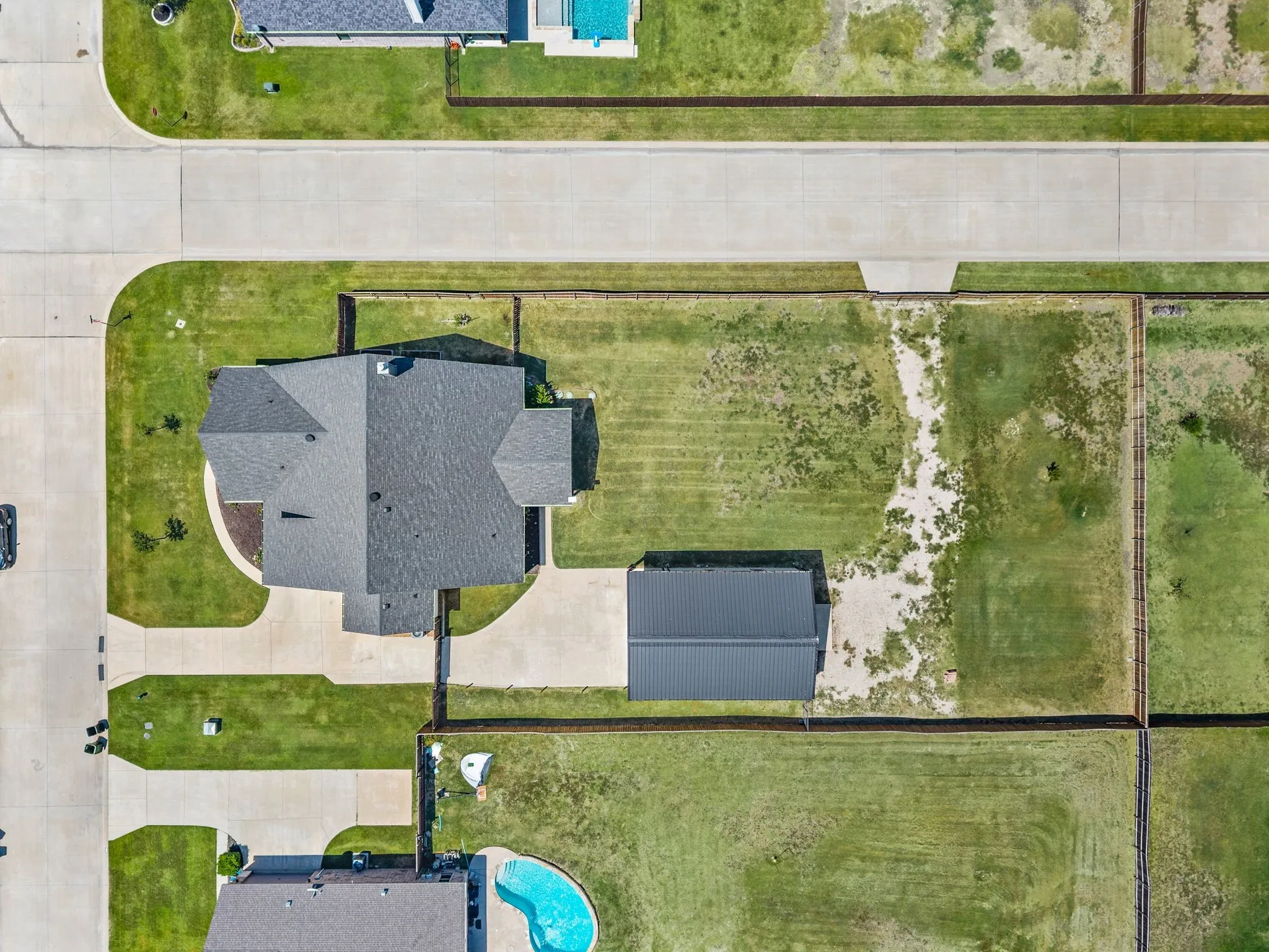 Single Family Residence For Sale in Denton County , 8908 Lazy Oak Drive, Justin, Texas 76247, 4 Bedroom, 3 Bathroom, 3 Garage spaces, 2,755 Sqft, built in 2020, mls#21360807, Real Estate Agent in Justin, Homes For Sale in Denton county, Homes For Sale in Justin, Realtor in Justin Texas, Real Estate Brokerage Independent Realty Texas, Luminita Cordes Realtor