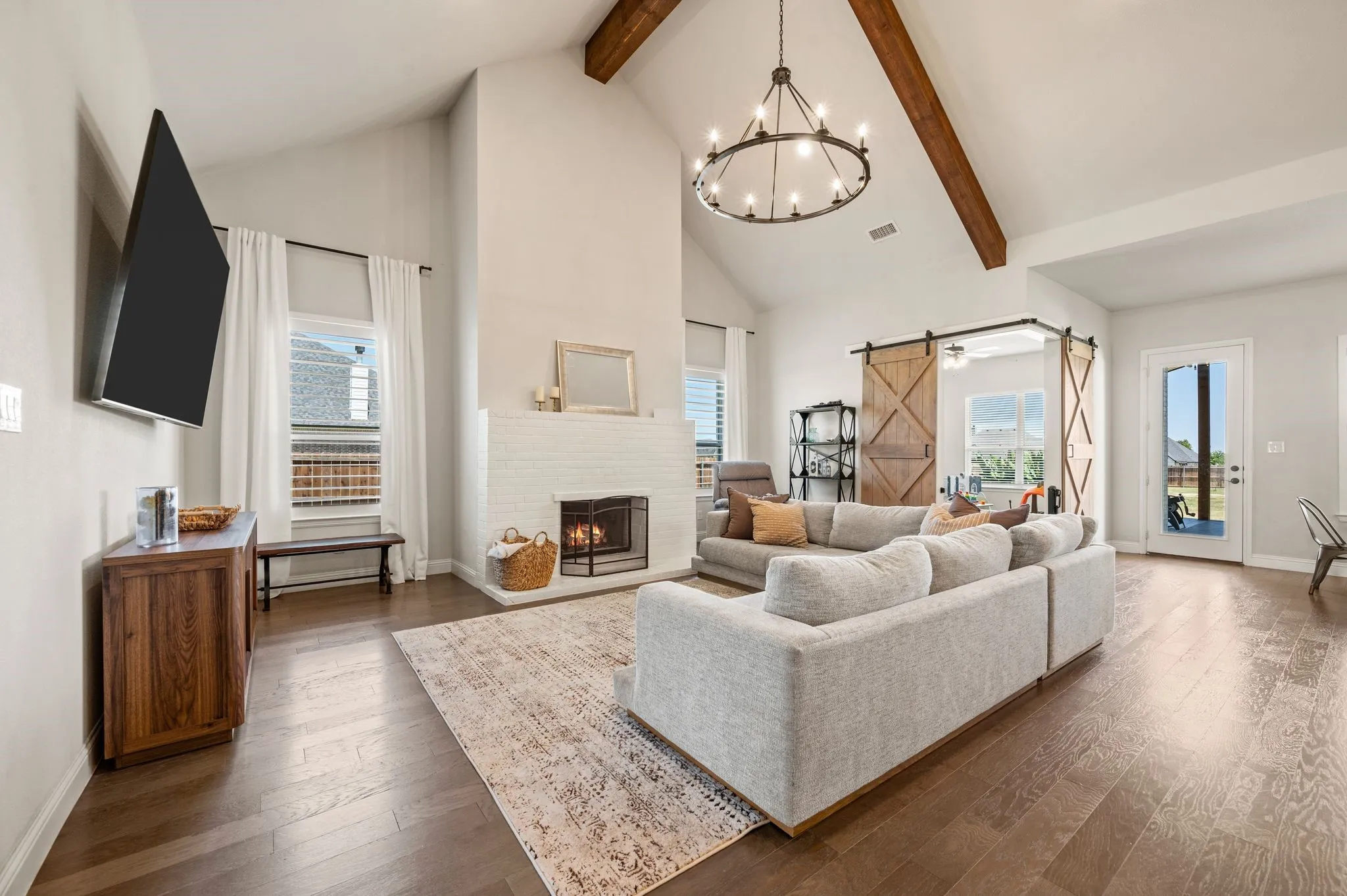 Single Family Residence For Sale in Denton County , 8908 Lazy Oak Drive, Justin, Texas 76247, 4 Bedroom, 3 Bathroom, 3 Garage spaces, 2,755 Sqft, built in 2020, mls#21360807, Real Estate Agent in Justin, Homes For Sale in Denton county, Homes For Sale in Justin, Realtor in Justin Texas, Real Estate Brokerage Independent Realty Texas, Luminita Cordes Realtor