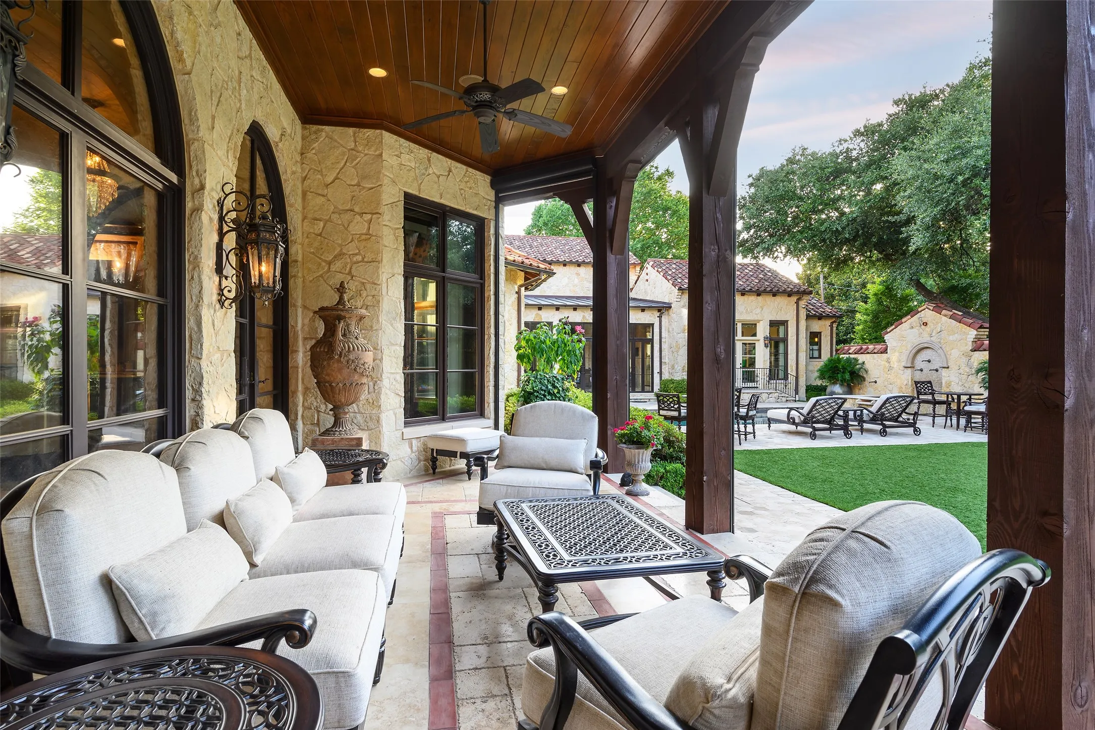 Single Family Residence For Sale in Dallas County , 5335 Meaders Lane, Dallas, Texas 75229, 5 Bedroom, 9 Bathroom, 4 Garage spaces, 12,421 Sqft, built in 2009, Price $10,900,000, mls#21362112, Real Estate Agent in Dallas, Homes For Sale in Dallas county, Homes For Sale in Dallas, Realtor in Dallas Texas, Real Estate Brokerage Independent Realty Texas, Luminita Cordes Realtor