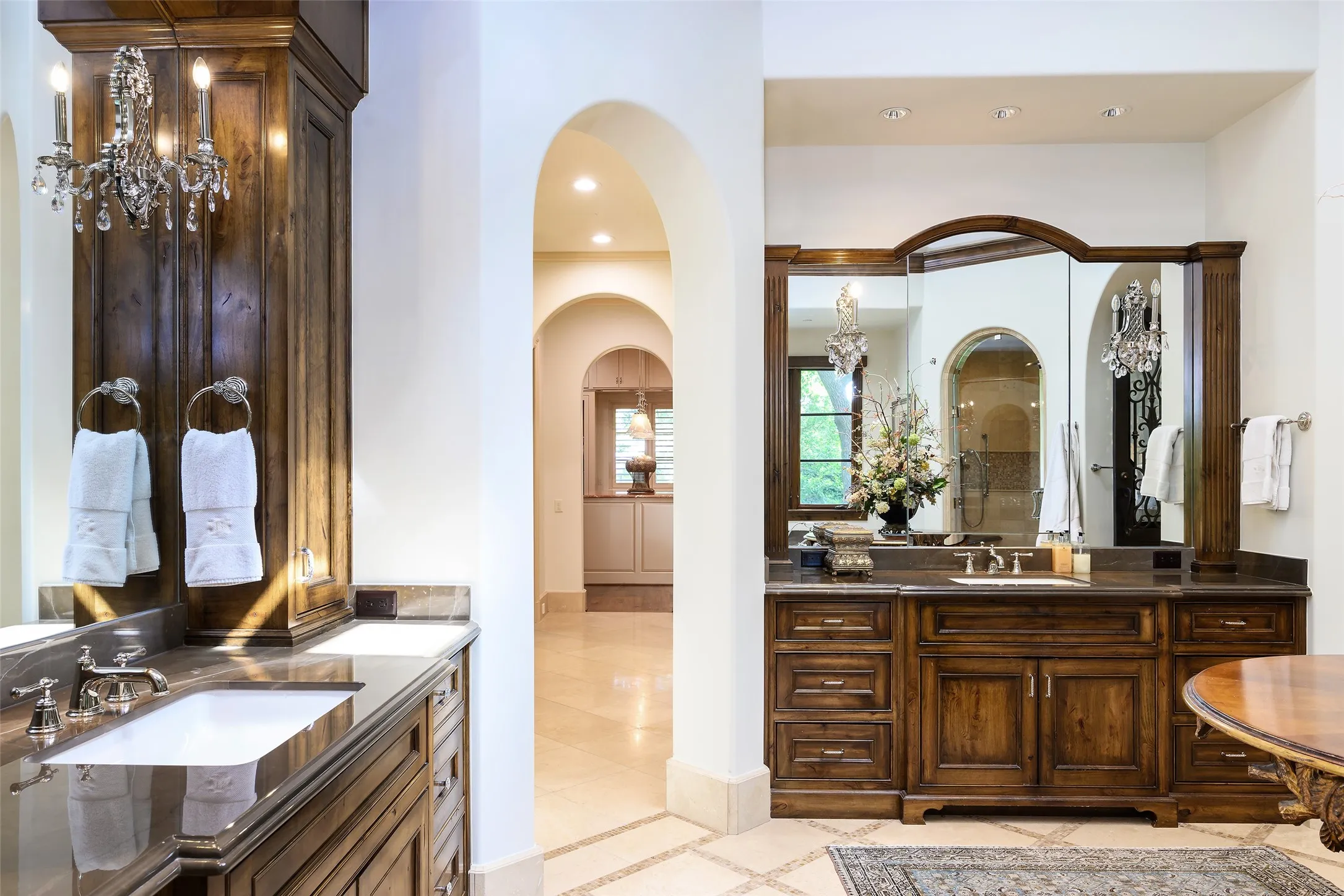 Single Family Residence For Sale in Dallas County , 5335 Meaders Lane, Dallas, Texas 75229, 5 Bedroom, 9 Bathroom, 4 Garage spaces, 12,421 Sqft, built in 2009, Price $10,900,000, mls#21362112, Real Estate Agent in Dallas, Homes For Sale in Dallas county, Homes For Sale in Dallas, Realtor in Dallas Texas, Real Estate Brokerage Independent Realty Texas, Luminita Cordes Realtor