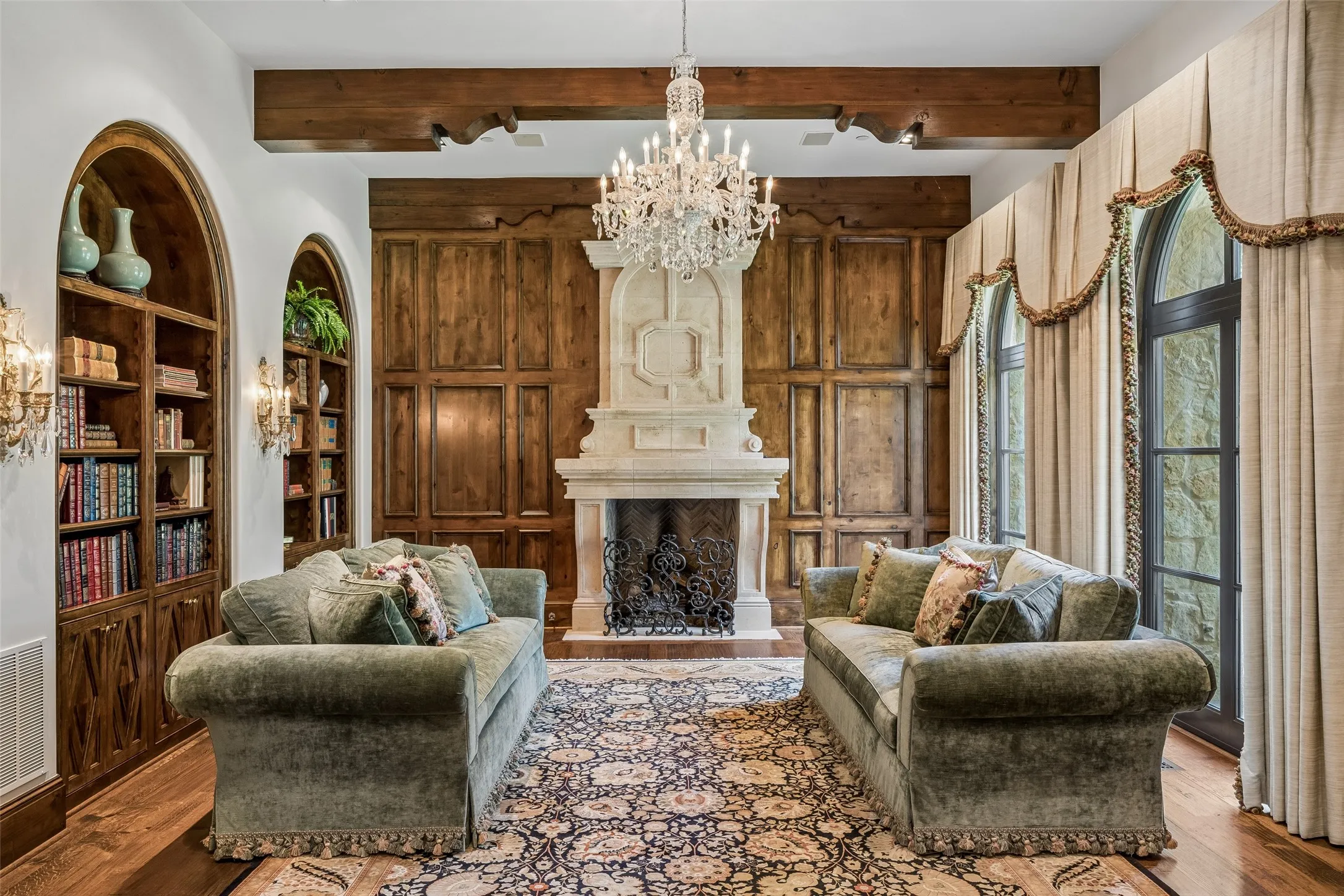 Single Family Residence For Sale in Dallas County , 5335 Meaders Lane, Dallas, Texas 75229, 5 Bedroom, 9 Bathroom, 4 Garage spaces, 12,421 Sqft, built in 2009, mls#21362112, Real Estate Agent in Dallas, Homes For Sale in Dallas county, Homes For Sale in Dallas, Realtor in Dallas Texas, Real Estate Brokerage Independent Realty Texas, Luminita Cordes Realtor
