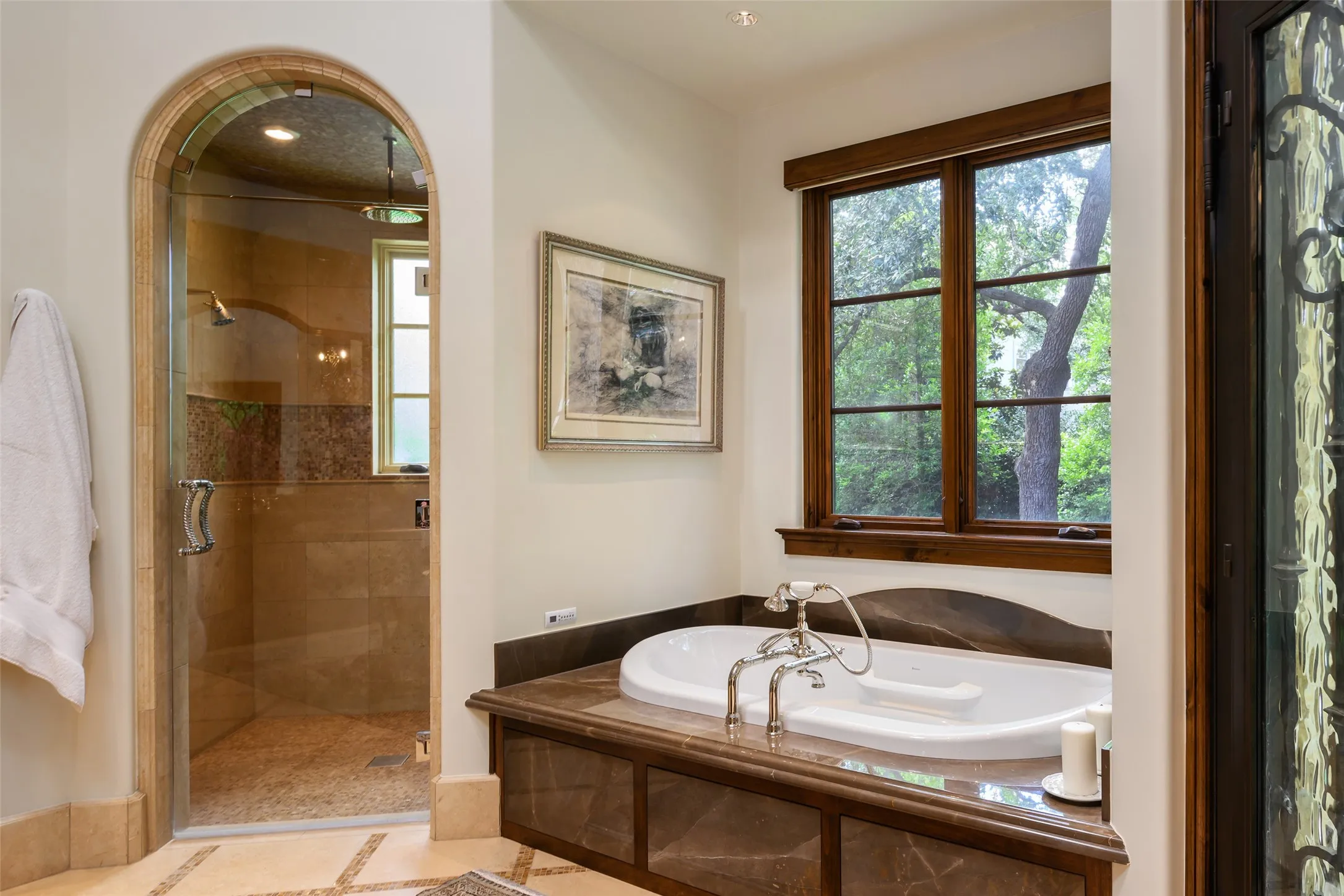 Single Family Residence For Sale in Dallas County , 5335 Meaders Lane, Dallas, Texas 75229, 5 Bedroom, 9 Bathroom, 4 Garage spaces, 12,421 Sqft, built in 2009, Price $10,900,000, mls#21362112, Real Estate Agent in Dallas, Homes For Sale in Dallas county, Homes For Sale in Dallas, Realtor in Dallas Texas, Real Estate Brokerage Independent Realty Texas, Luminita Cordes Realtor