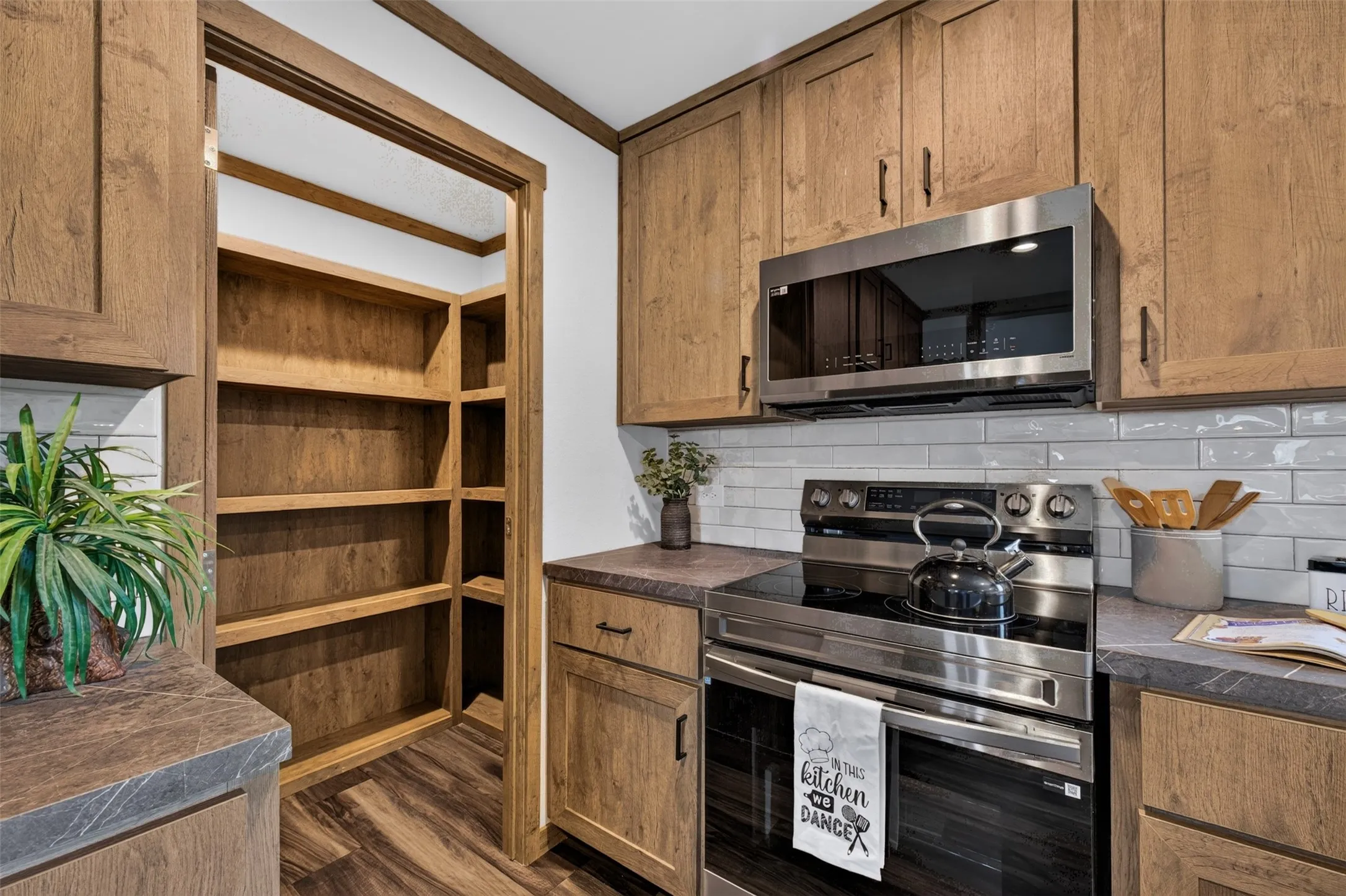 Single Family Residence For Sale in Callahan County , 2240 Live Oak Trail, Clyde, Texas 79510, 5 Bedroom, 3 Bathroom, Garage spaces, 1,908 Sqft, built in 2026, mls#21362857, Real Estate Agent in Clyde, Homes For Sale in Callahan county, Homes For Sale in Clyde, Realtor in Clyde Texas, Real Estate Brokerage Independent Realty Texas, Luminita Cordes Realtor