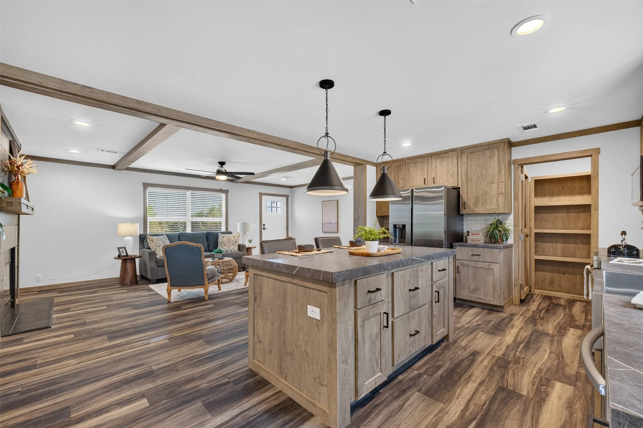 Single Family Residence For Sale in Callahan County , 2240 Live Oak Trail, Clyde, Texas 79510, 5 Bedroom, 3 Bathroom, Garage spaces, 1,908 Sqft, built in 2026, mls#21362857, Real Estate Agent in Clyde, Homes For Sale in Callahan county, Homes For Sale in Clyde, Realtor in Clyde Texas, Real Estate Brokerage Independent Realty Texas, Luminita Cordes Realtor