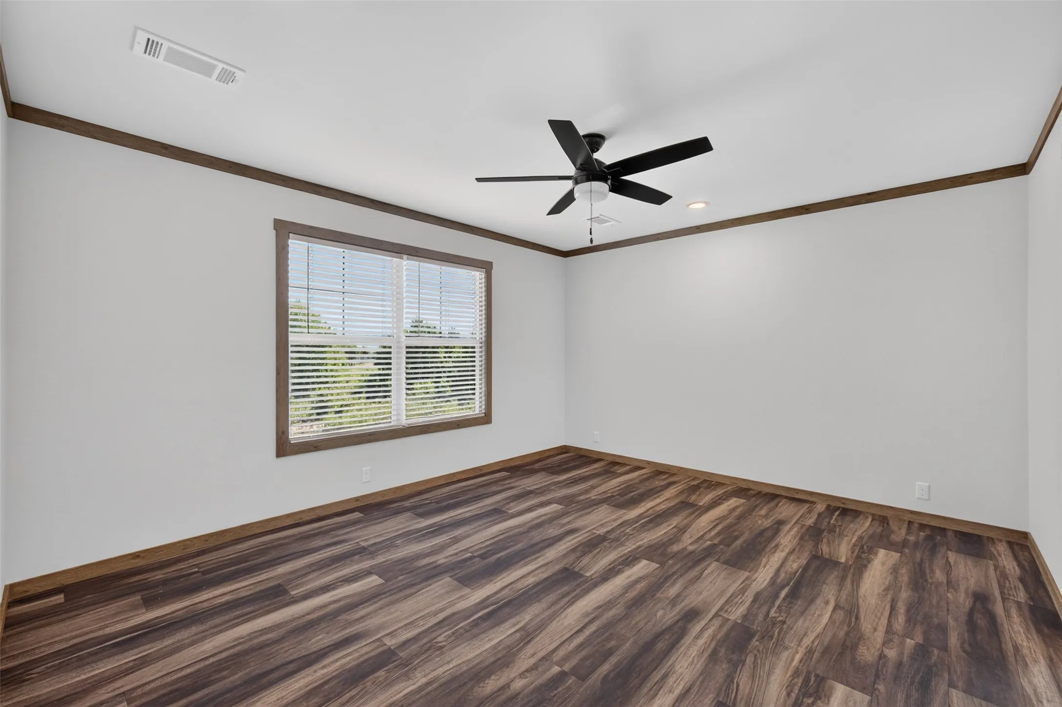 Single Family Residence For Sale in Callahan County , 2240 Live Oak Trail, Clyde, Texas 79510, 5 Bedroom, 3 Bathroom, Garage spaces, 1,908 Sqft, built in 2026, mls#21362857, Real Estate Agent in Clyde, Homes For Sale in Callahan county, Homes For Sale in Clyde, Realtor in Clyde Texas, Real Estate Brokerage Independent Realty Texas, Luminita Cordes Realtor