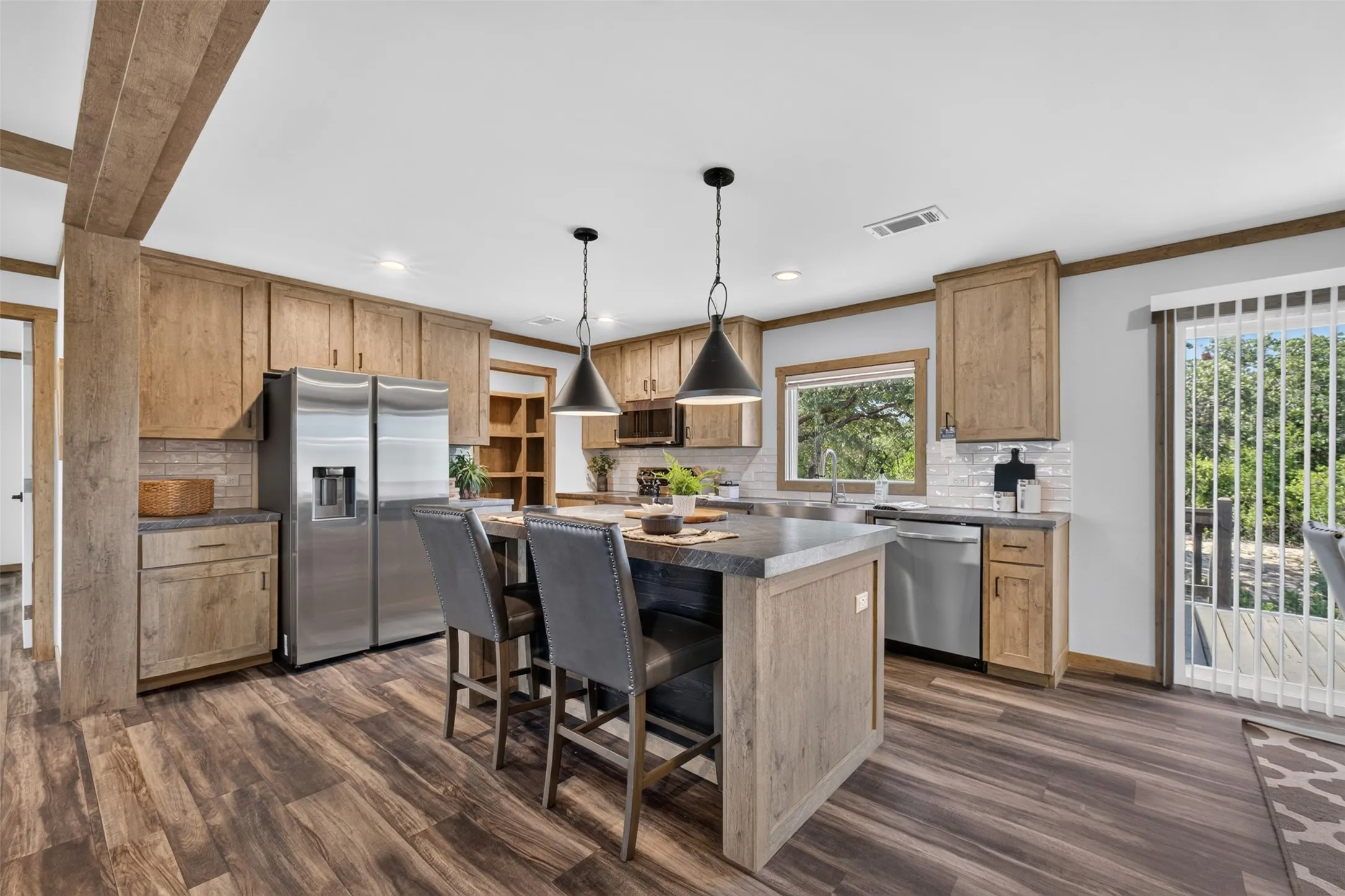 Single Family Residence For Sale in Callahan County , 2240 Live Oak Trail, Clyde, Texas 79510, 5 Bedroom, 3 Bathroom, Garage spaces, 1,908 Sqft, built in 2026, mls#21362857, Real Estate Agent in Clyde, Homes For Sale in Callahan county, Homes For Sale in Clyde, Realtor in Clyde Texas, Real Estate Brokerage Independent Realty Texas, Luminita Cordes Realtor