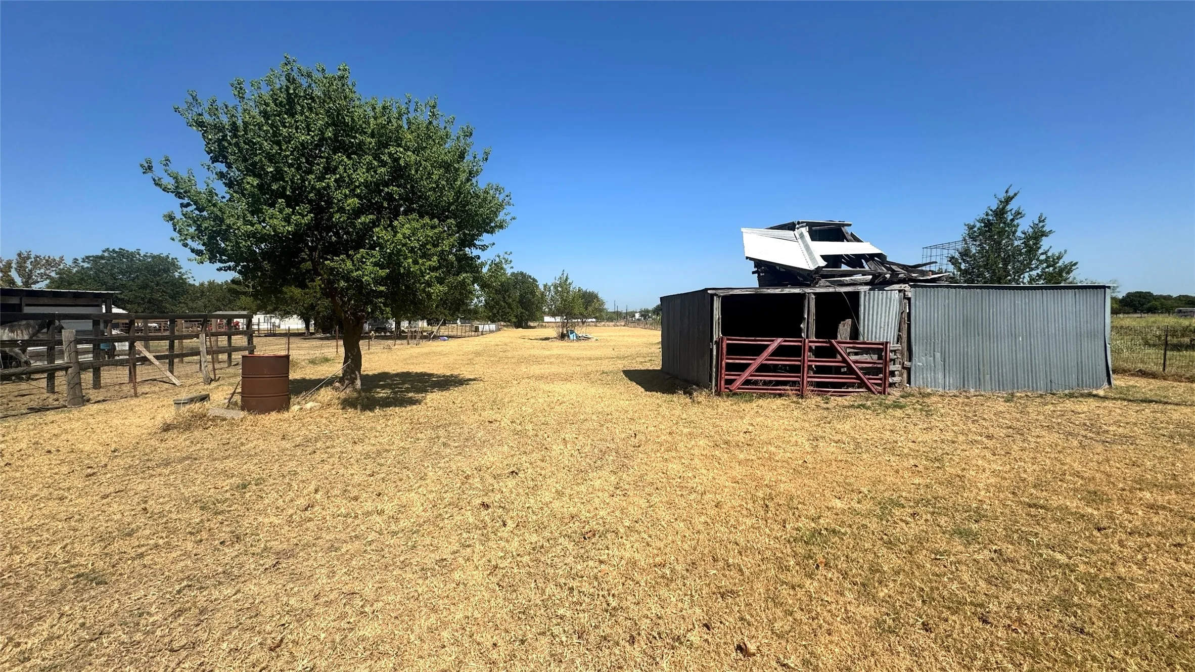 Improved Land For Sale in Kaufman County , 8455 Abner Road, Terrell, Texas 75161, 0, 0, Garage spaces, 0 Sqft, built in 1970, mls#21362880, Real Estate Agent in Terrell, Homes For Sale in Kaufman county, Homes For Sale in Terrell, Realtor in Terrell Texas, Real Estate Brokerage Independent Realty Texas, Luminita Cordes Realtor