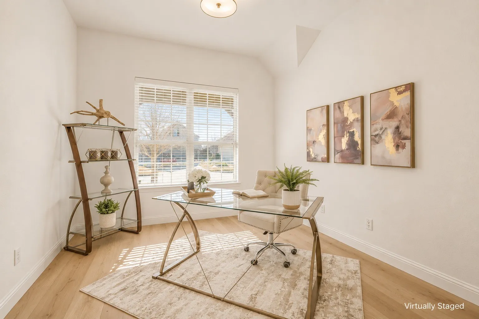 Single Family Residence For Sale in Collin County , 1204 Caney Creek Lane, Mc Kinney, Texas 75071, 4 Bedroom, 4 Bathroom, 2 Garage spaces, 2,628 Sqft, built in 2016, Price $489,000, mls#21361760, Real Estate Agent in Mc Kinney, Homes For Sale in Collin county, Homes For Sale in Mc Kinney, Realtor in Mc Kinney Texas, Real Estate Brokerage Independent Realty Texas, Luminita Cordes Realtor
