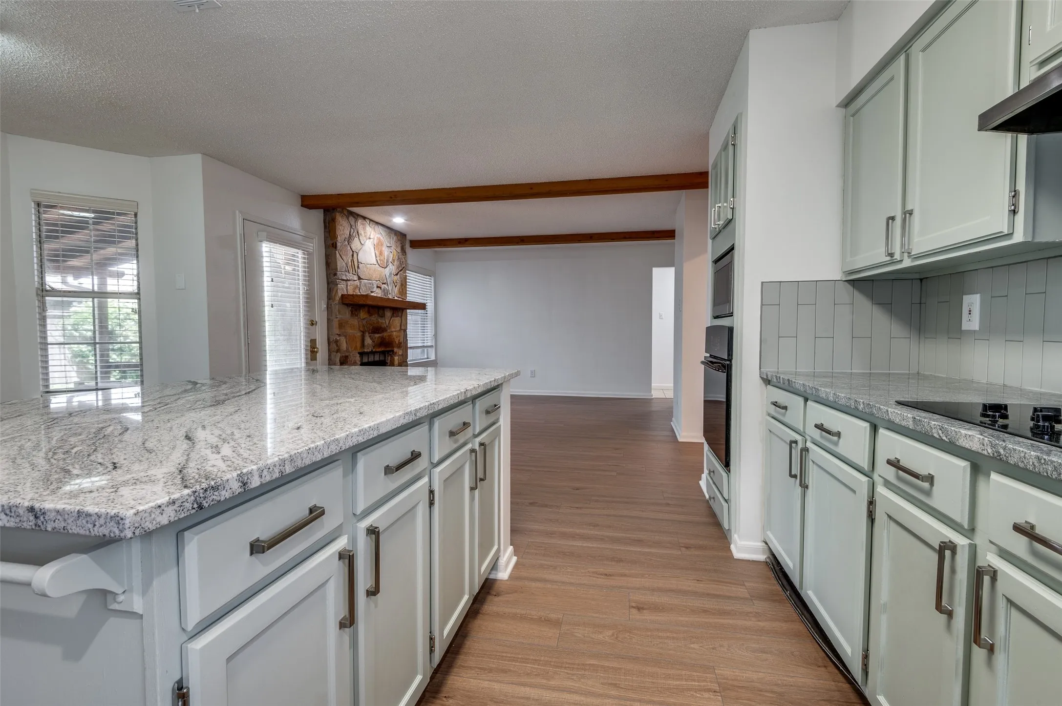 Single Family Residence For Rent in Dallas County , 562 Mercer Street, Grand Prairie, Texas 75052, 4 Bedroom, 3 Bathroom, 2 Garage spaces, 2,324 Sqft, built in 1986, mls#21362807, Real Estate Agent in Grand Prairie, Homes For Rent in Dallas county, Homes For Rent in Grand Prairie, Realtor in Grand Prairie Texas, Real Estate Brokerage Independent Realty Texas, Luminita Cordes Realtor