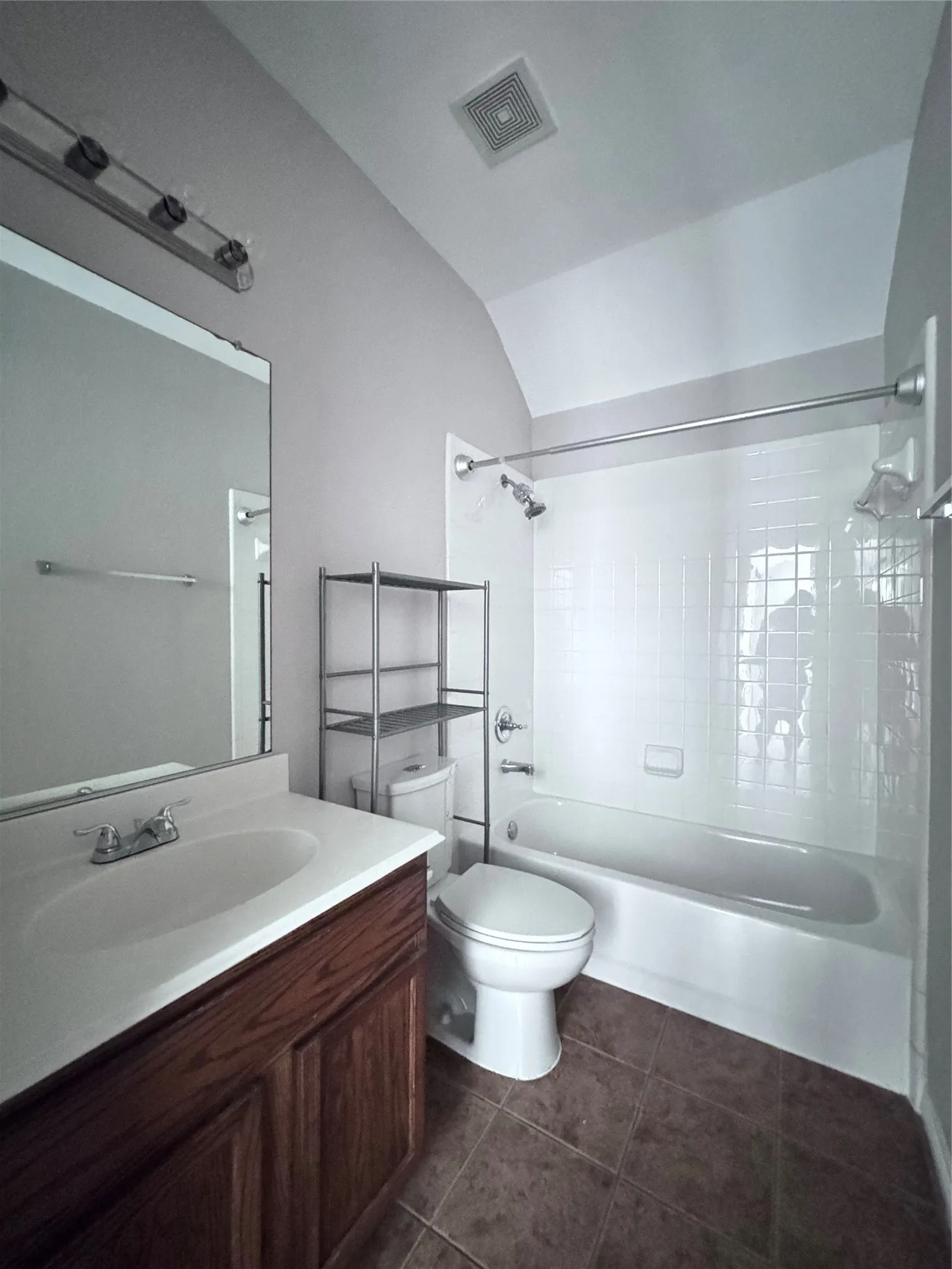 Single Family Residence For Rent in Collin County , 6504 Diamond Drive, Mc Kinney, Texas 75070, 4 Bedroom, 4 Bathroom, 2 Garage spaces, 3,505 Sqft, built in 2003, mls#21362820, Real Estate Agent in Mc Kinney, Homes For Rent in Collin county, Homes For Rent in Mc Kinney, Realtor in Mc Kinney Texas, Real Estate Brokerage Independent Realty Texas, Luminita Cordes Realtor