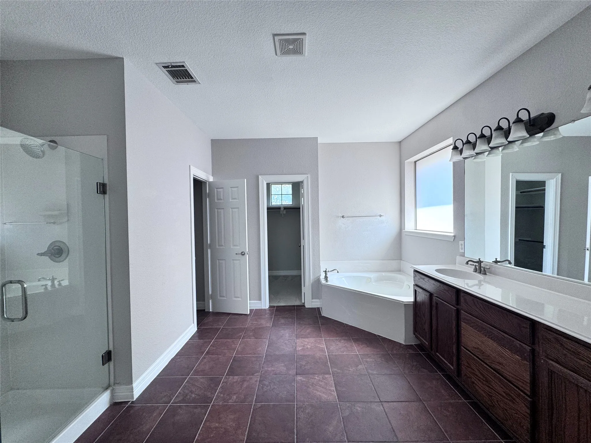 Single Family Residence For Rent in Collin County , 6504 Diamond Drive, Mc Kinney, Texas 75070, 4 Bedroom, 4 Bathroom, 2 Garage spaces, 3,505 Sqft, built in 2003, mls#21362820, Real Estate Agent in Mc Kinney, Homes For Rent in Collin county, Homes For Rent in Mc Kinney, Realtor in Mc Kinney Texas, Real Estate Brokerage Independent Realty Texas, Luminita Cordes Realtor