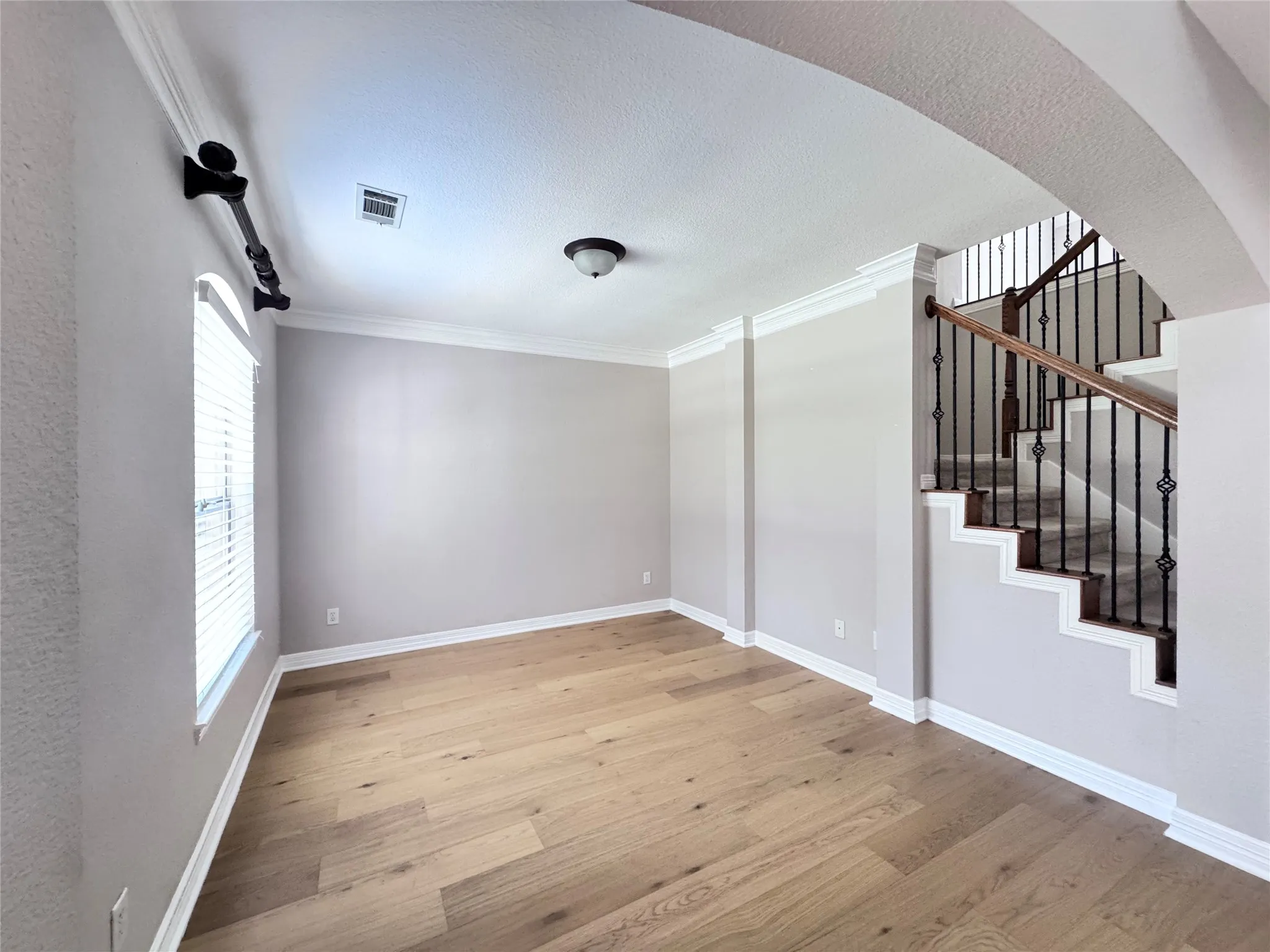Single Family Residence For Rent in Collin County , 6504 Diamond Drive, Mc Kinney, Texas 75070, 4 Bedroom, 4 Bathroom, 2 Garage spaces, 3,505 Sqft, built in 2003, mls#21362820, Real Estate Agent in Mc Kinney, Homes For Rent in Collin county, Homes For Rent in Mc Kinney, Realtor in Mc Kinney Texas, Real Estate Brokerage Independent Realty Texas, Luminita Cordes Realtor