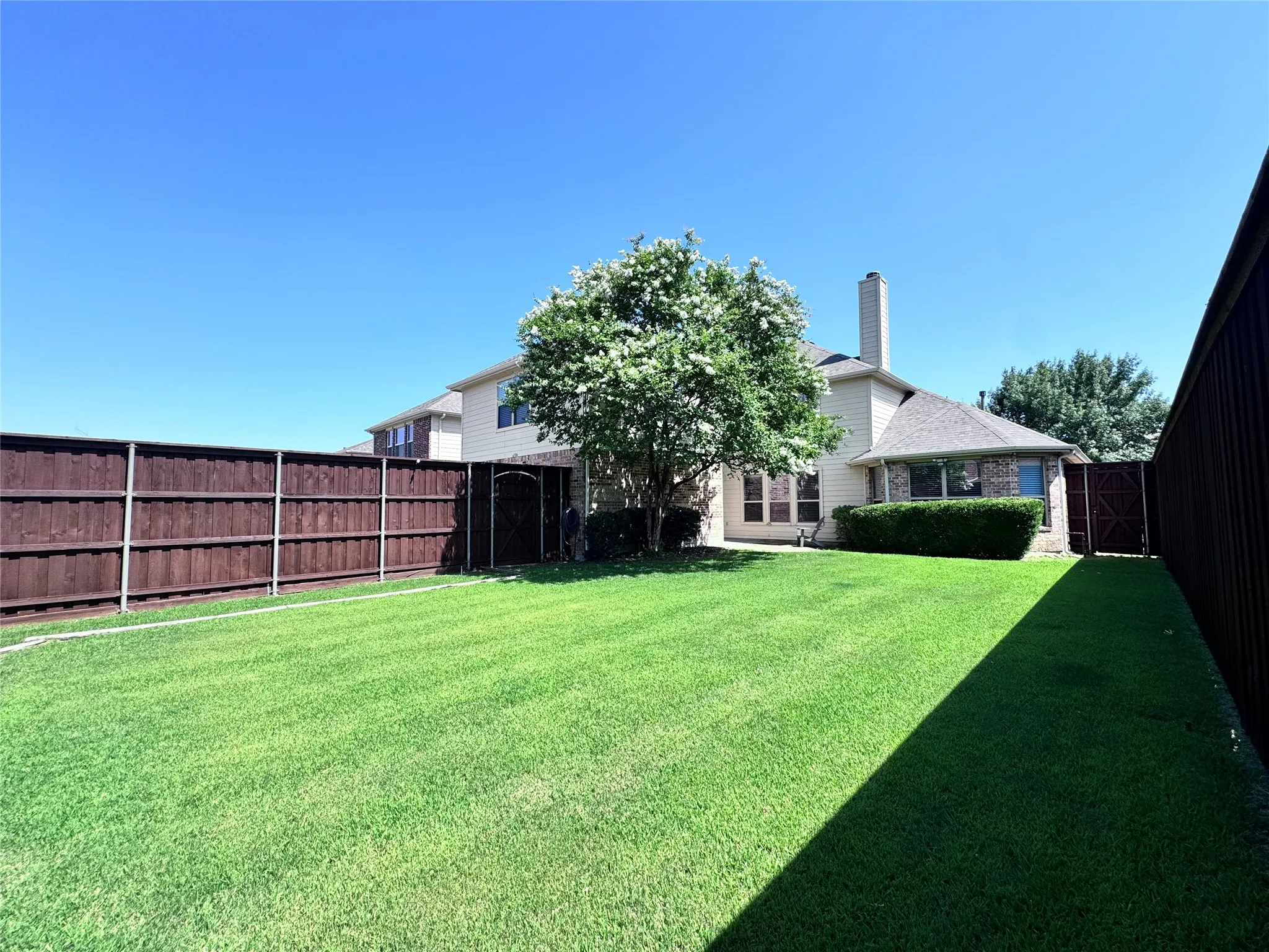 Single Family Residence For Rent in Collin County , 6504 Diamond Drive, Mc Kinney, Texas 75070, 4 Bedroom, 4 Bathroom, 2 Garage spaces, 3,505 Sqft, built in 2003, mls#21362820, Real Estate Agent in Mc Kinney, Homes For Rent in Collin county, Homes For Rent in Mc Kinney, Realtor in Mc Kinney Texas, Real Estate Brokerage Independent Realty Texas, Luminita Cordes Realtor