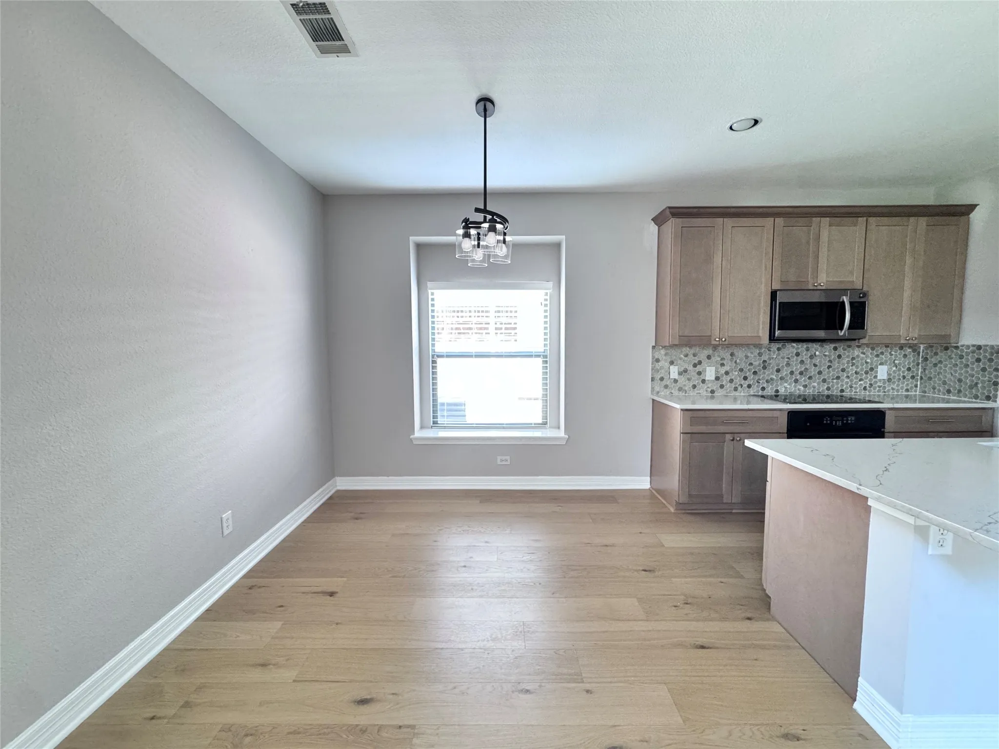 Single Family Residence For Rent in Collin County , 6504 Diamond Drive, Mc Kinney, Texas 75070, 4 Bedroom, 4 Bathroom, 2 Garage spaces, 3,505 Sqft, built in 2003, mls#21362820, Real Estate Agent in Mc Kinney, Homes For Rent in Collin county, Homes For Rent in Mc Kinney, Realtor in Mc Kinney Texas, Real Estate Brokerage Independent Realty Texas, Luminita Cordes Realtor