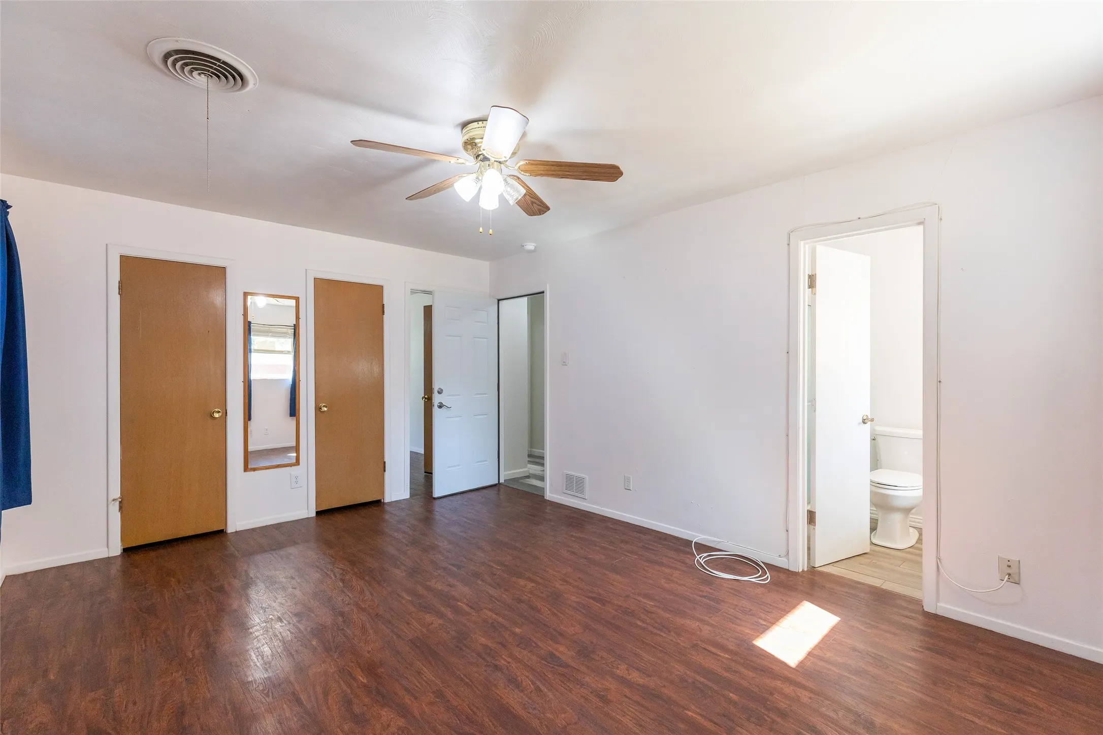 Single Family Residence For Sale in Taylor County , 1637 Glendale Drive, Abilene, Texas 79603, 3 Bedroom, 2 Bathroom, 2 Garage spaces, 1,692 Sqft, built in 1961, mls#21362392, Real Estate Agent in Abilene, Homes For Sale in Taylor county, Homes For Sale in Abilene, Realtor in Abilene Texas, Real Estate Brokerage Independent Realty Texas, Luminita Cordes Realtor