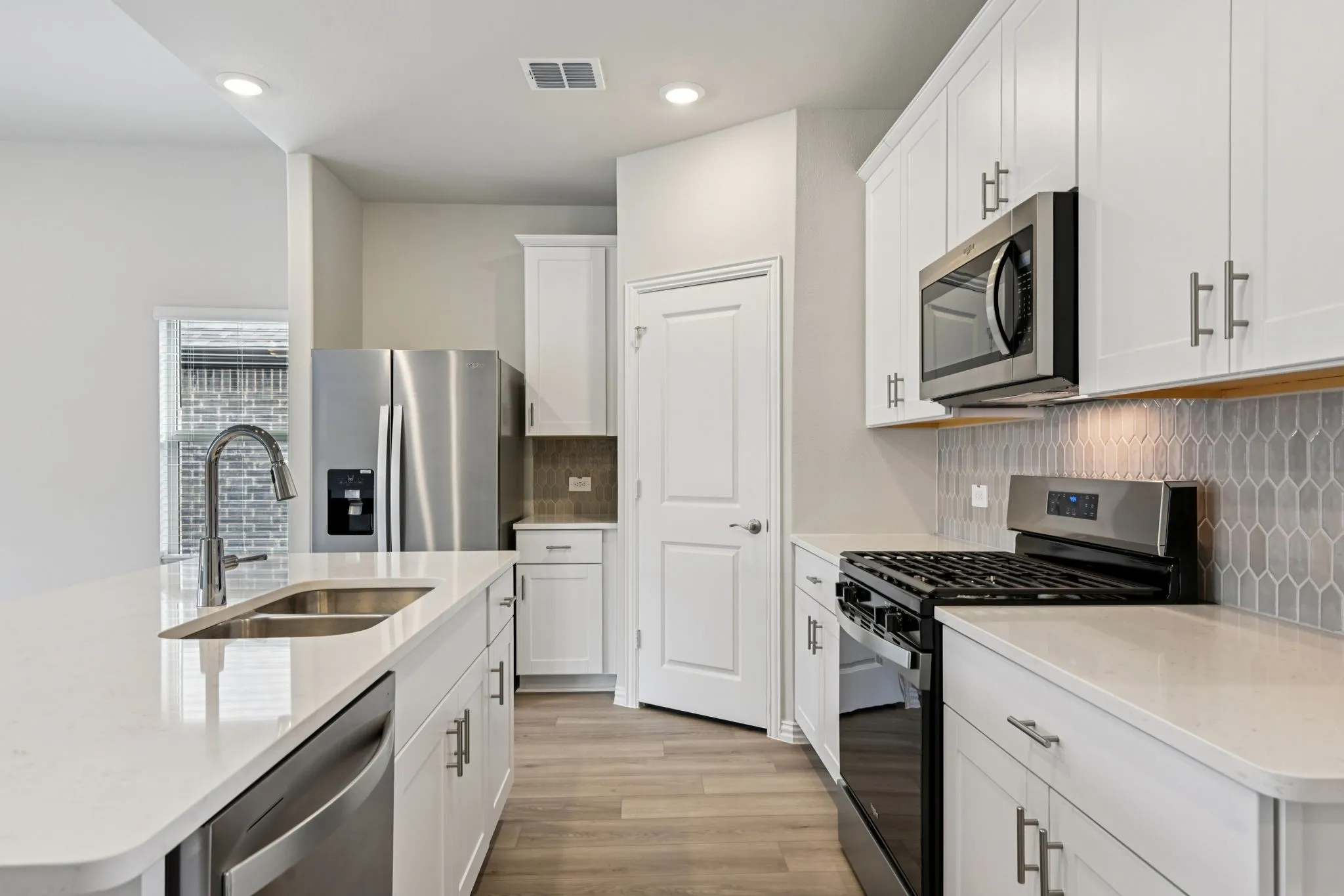 Photo is not of the actual home, but is an inspirational photo of builder’s model home and may depict options, furnishings, and/or decorator features that are not included.