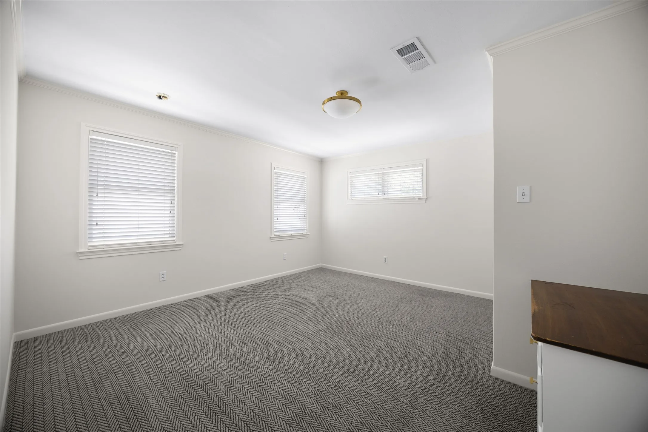 Single Family Residence For Rent in Dallas County , 3813 Purdue Avenue, University Park, Texas 75225, 4 Bedroom, 4 Bathroom, Garage spaces, 2,943 Sqft, built in 1950, mls#21362889, Real Estate Agent in University Park, Homes For Rent in Dallas county, Homes For Rent in University Park, Realtor in University Park Texas, Real Estate Brokerage Independent Realty Texas, Luminita Cordes Realtor