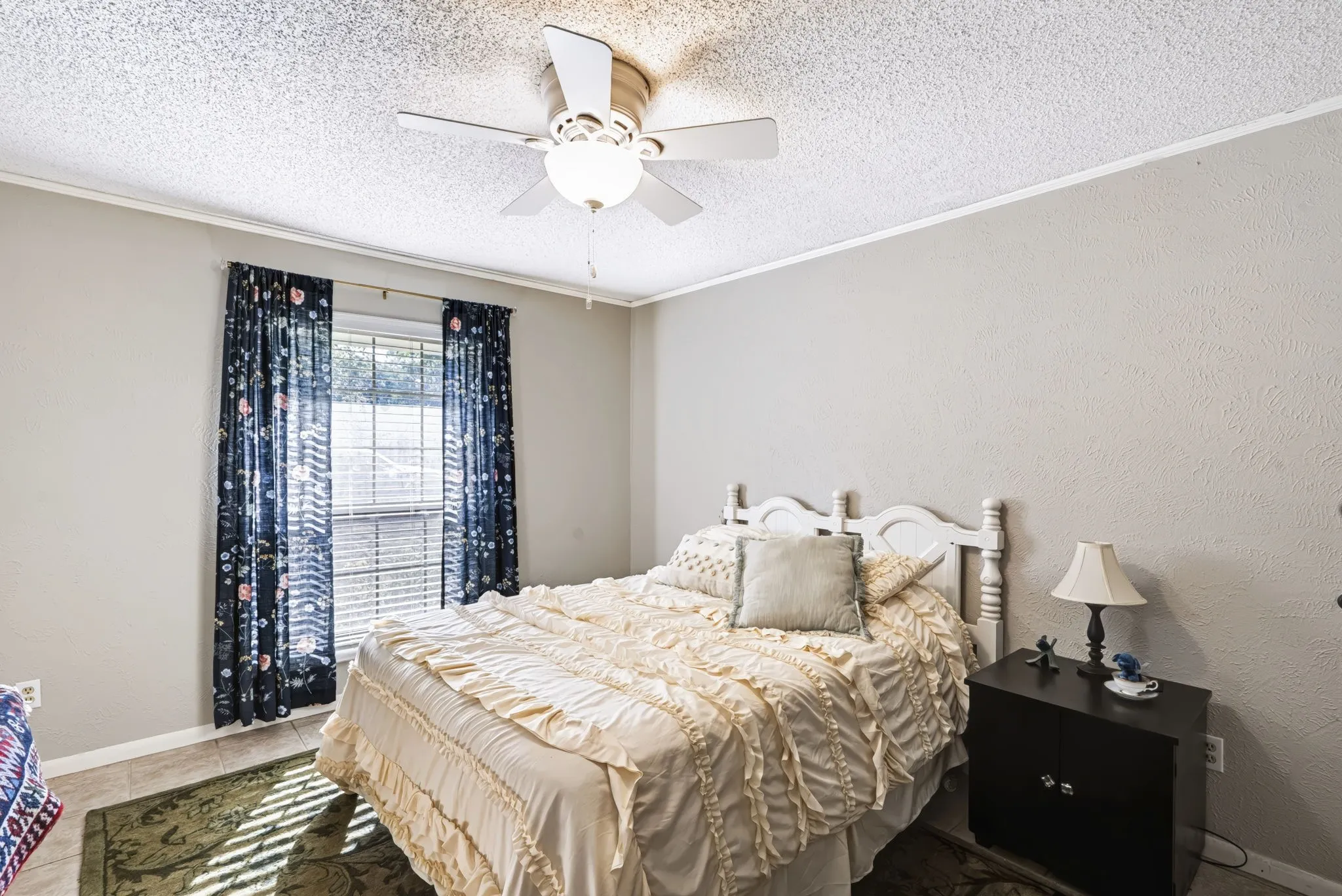 Single Family Residence For Sale in Erath County , 980 N Lydia Street, Stephenville, Texas 76401, 4 Bedroom, 3 Bathroom, 2 Garage spaces, 2,928 Sqft, built in 1977, mls#21362742, Real Estate Agent in Stephenville, Homes For Sale in Erath county, Homes For Sale in Stephenville, Realtor in Stephenville Texas, Real Estate Brokerage Independent Realty Texas, Luminita Cordes Realtor