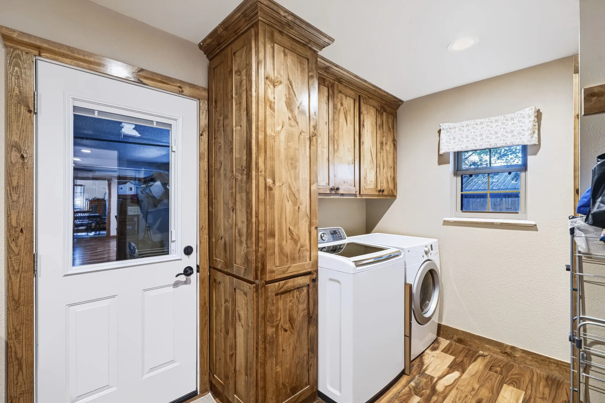 Single Family Residence For Sale in Erath County , 980 N Lydia Street, Stephenville, Texas 76401, 4 Bedroom, 3 Bathroom, 2 Garage spaces, 2,928 Sqft, built in 1977, mls#21362742, Real Estate Agent in Stephenville, Homes For Sale in Erath county, Homes For Sale in Stephenville, Realtor in Stephenville Texas, Real Estate Brokerage Independent Realty Texas, Luminita Cordes Realtor