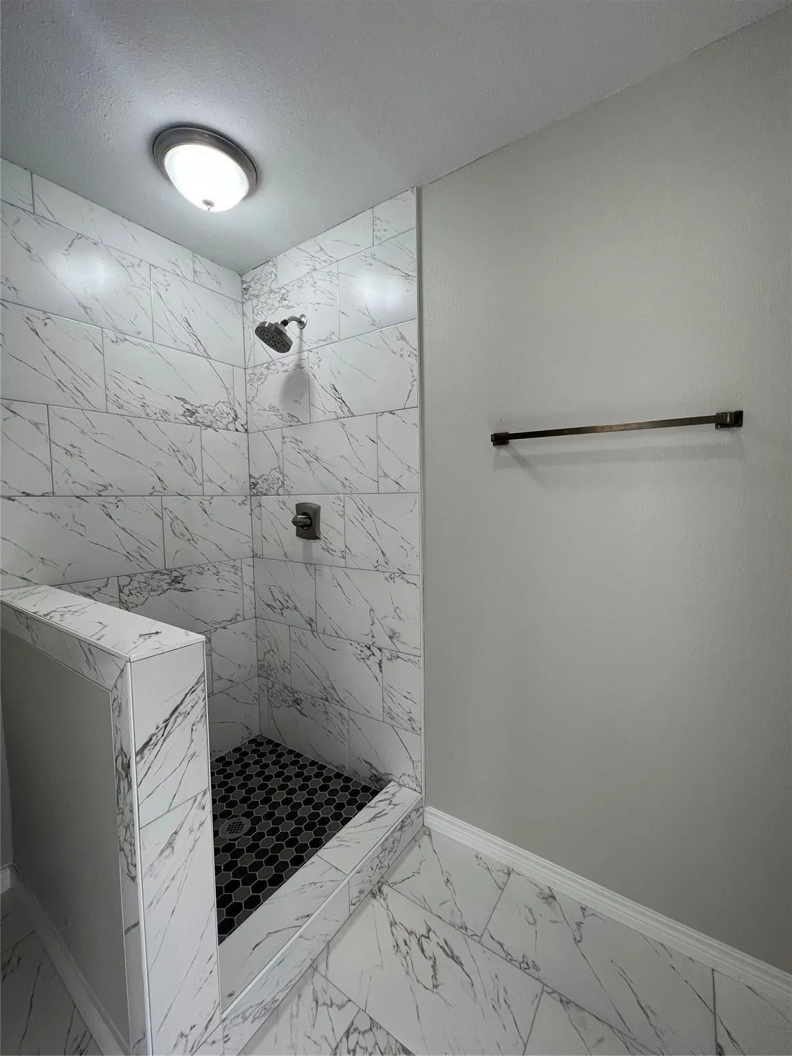 Duplex For Sale in Tarrant County , 109 Wilshire Drive, Euless, Texas 76040, 0, 0, Garage spaces, 0 Sqft, built in 1979, mls#21362935, Real Estate Agent in Euless, Homes For Sale in Tarrant county, Homes For Sale in Euless, Realtor in Euless Texas, Real Estate Brokerage Independent Realty Texas, Luminita Cordes Realtor