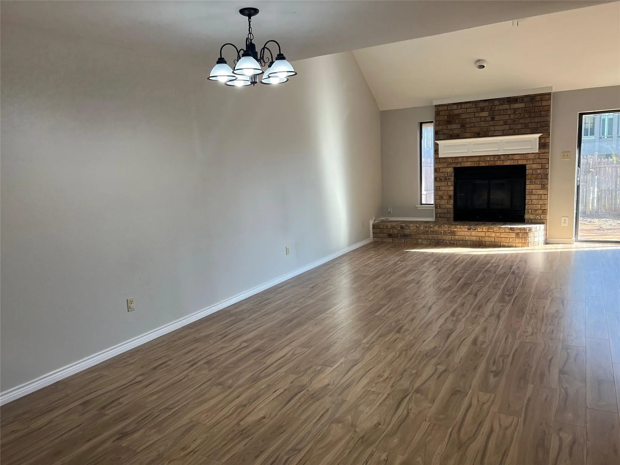 Duplex For Sale in Tarrant County , 109 Wilshire Drive, Euless, Texas 76040, 0, 0, Garage spaces, 0 Sqft, built in 1979, mls#21362935, Real Estate Agent in Euless, Homes For Sale in Tarrant county, Homes For Sale in Euless, Realtor in Euless Texas, Real Estate Brokerage Independent Realty Texas, Luminita Cordes Realtor