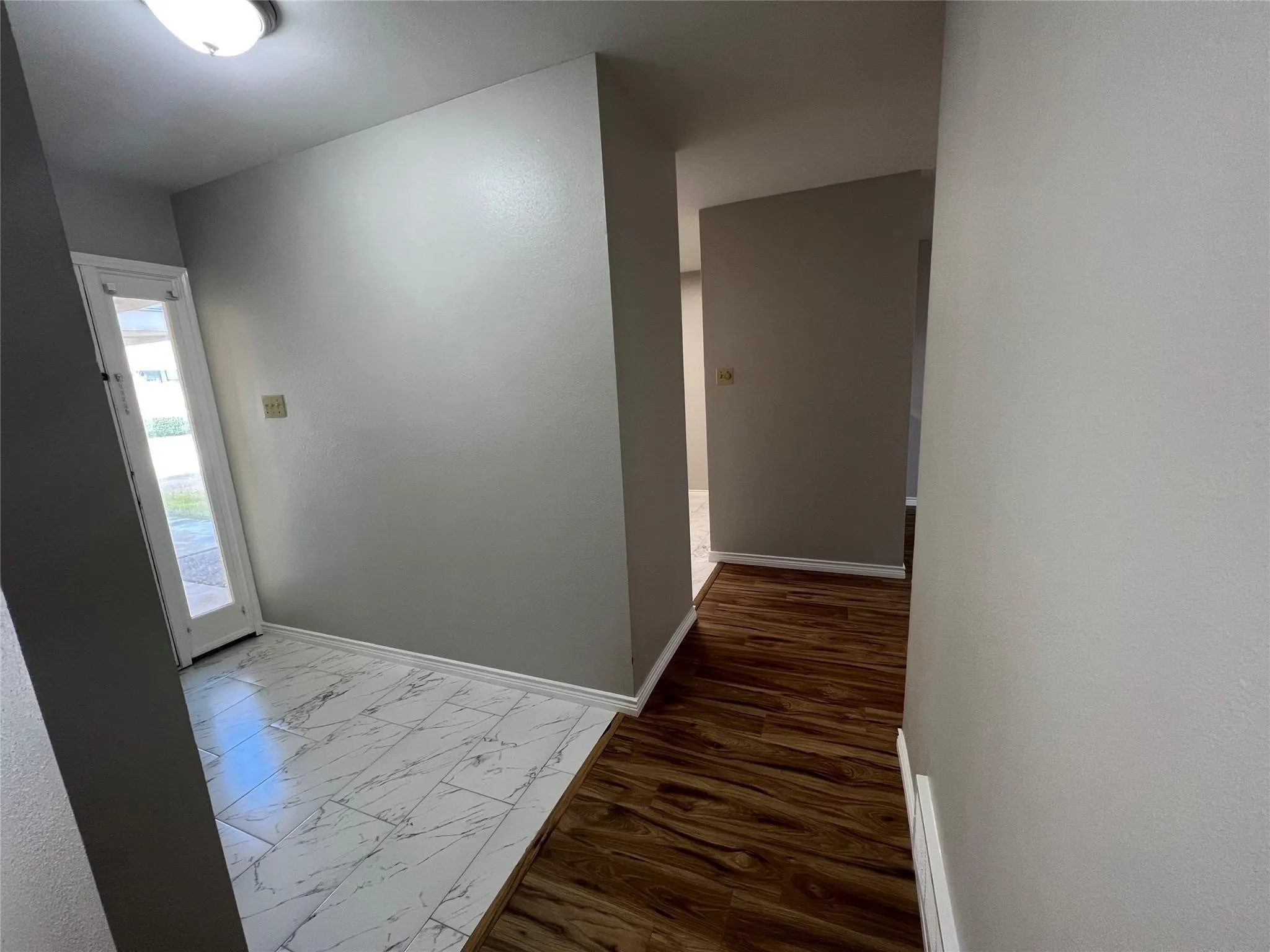 Duplex For Sale in Tarrant County , 109 Wilshire Drive, Euless, Texas 76040, 0, 0, Garage spaces, 0 Sqft, built in 1979, mls#21362935, Real Estate Agent in Euless, Homes For Sale in Tarrant county, Homes For Sale in Euless, Realtor in Euless Texas, Real Estate Brokerage Independent Realty Texas, Luminita Cordes Realtor