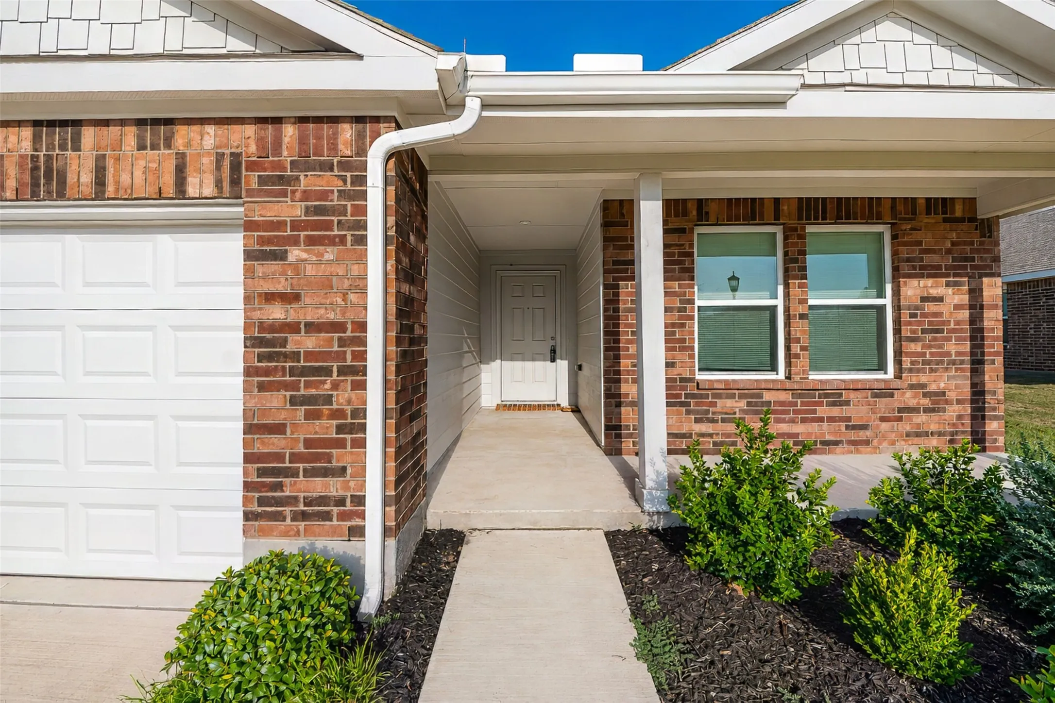 Single Family Residence For Rent in Parker County , 525 Jameson Street, Springtown, Texas 76082, 3 Bedroom, 2 Bathroom, 2 Garage spaces, 1,416 Sqft, built in 2023, mls#21362708, Real Estate Agent in Springtown, Homes For Rent in Parker county, Homes For Rent in Springtown, Realtor in Springtown Texas, Real Estate Brokerage Independent Realty Texas, Luminita Cordes Realtor