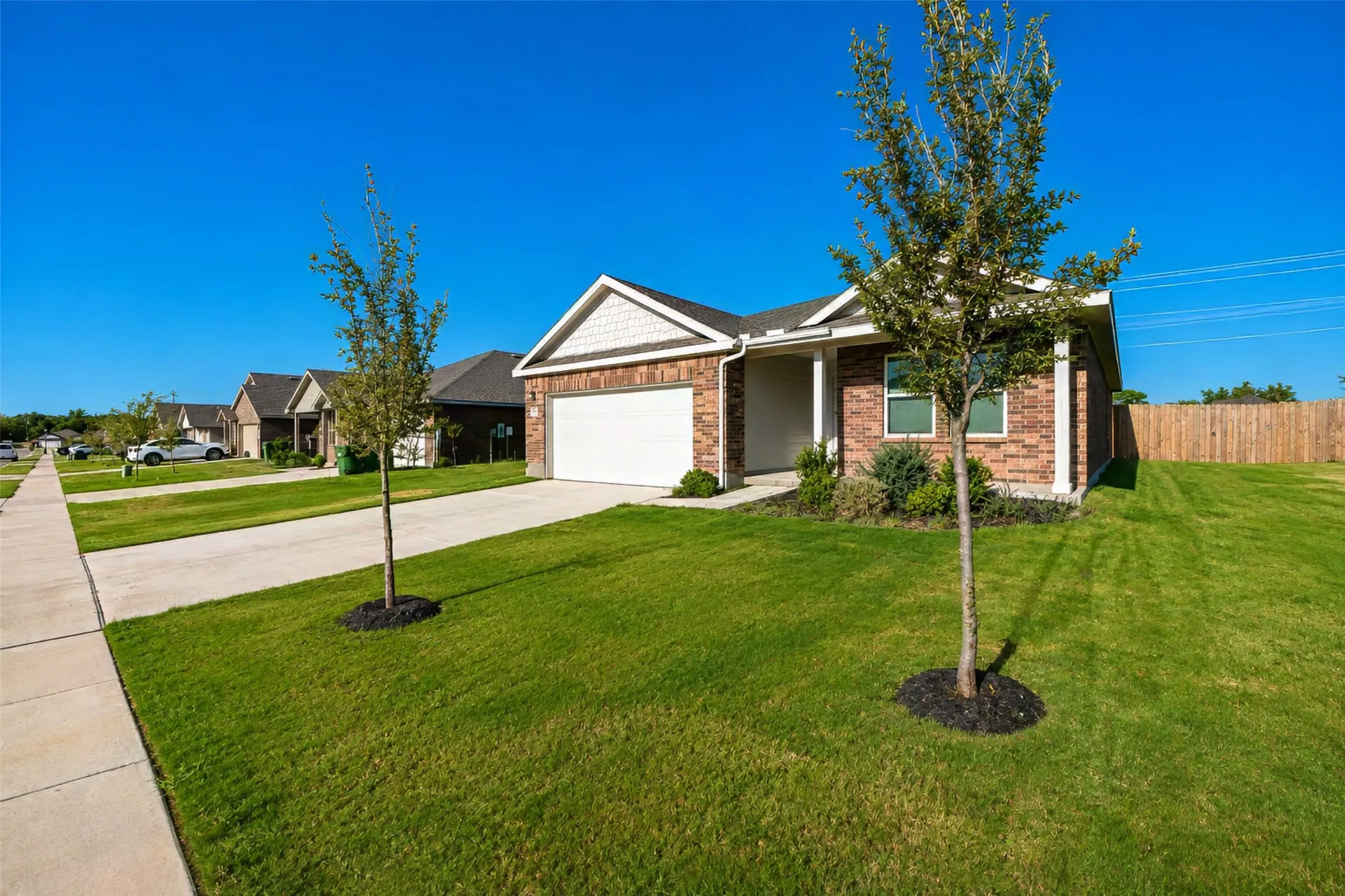 Single Family Residence For Rent in Parker County , 525 Jameson Street, Springtown, Texas 76082, 3 Bedroom, 2 Bathroom, 2 Garage spaces, 1,416 Sqft, built in 2023, mls#21362708, Real Estate Agent in Springtown, Homes For Rent in Parker county, Homes For Rent in Springtown, Realtor in Springtown Texas, Real Estate Brokerage Independent Realty Texas, Luminita Cordes Realtor