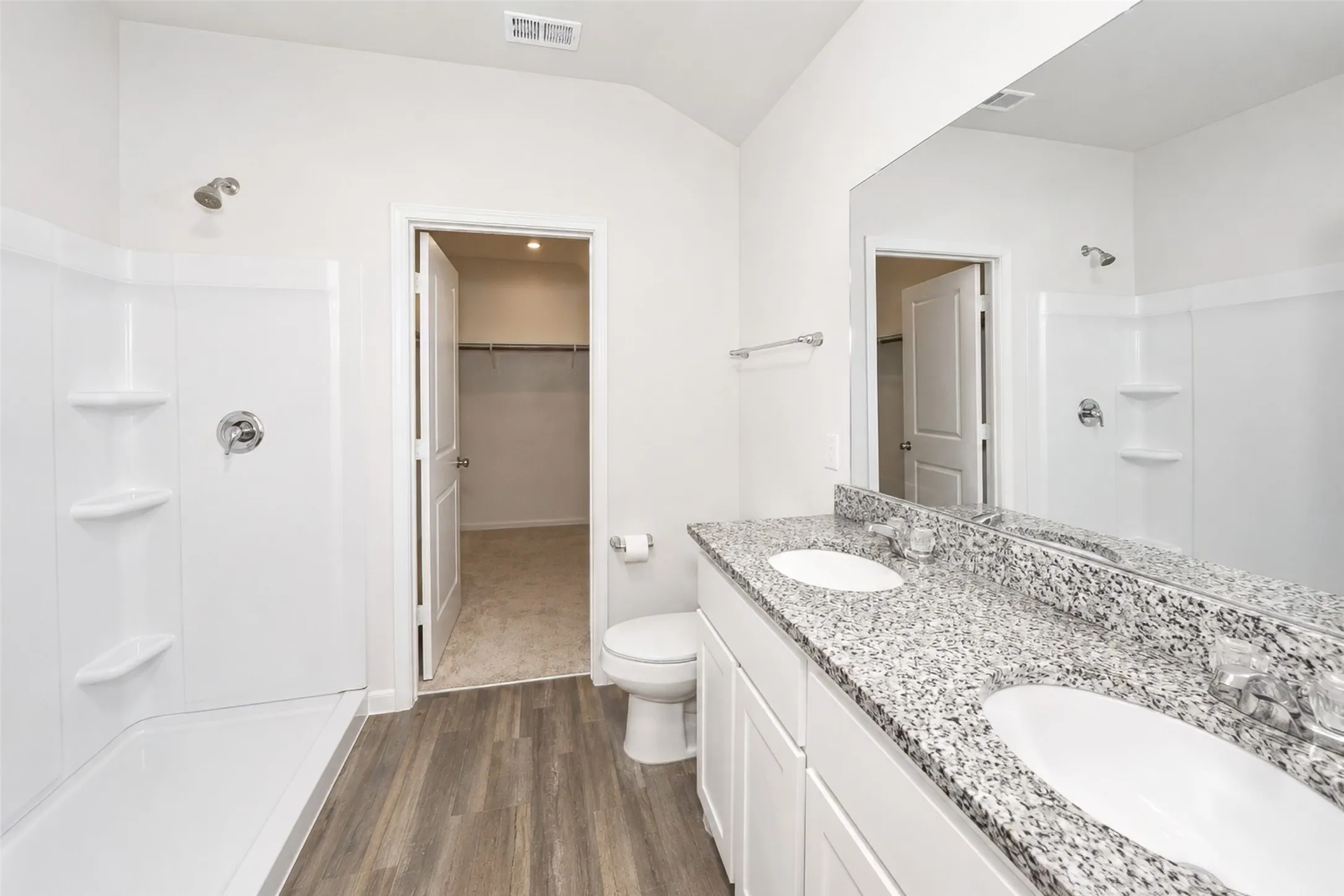 Single Family Residence For Rent in Parker County , 525 Jameson Street, Springtown, Texas 76082, 3 Bedroom, 2 Bathroom, 2 Garage spaces, 1,416 Sqft, built in 2023, mls#21362708, Real Estate Agent in Springtown, Homes For Rent in Parker county, Homes For Rent in Springtown, Realtor in Springtown Texas, Real Estate Brokerage Independent Realty Texas, Luminita Cordes Realtor