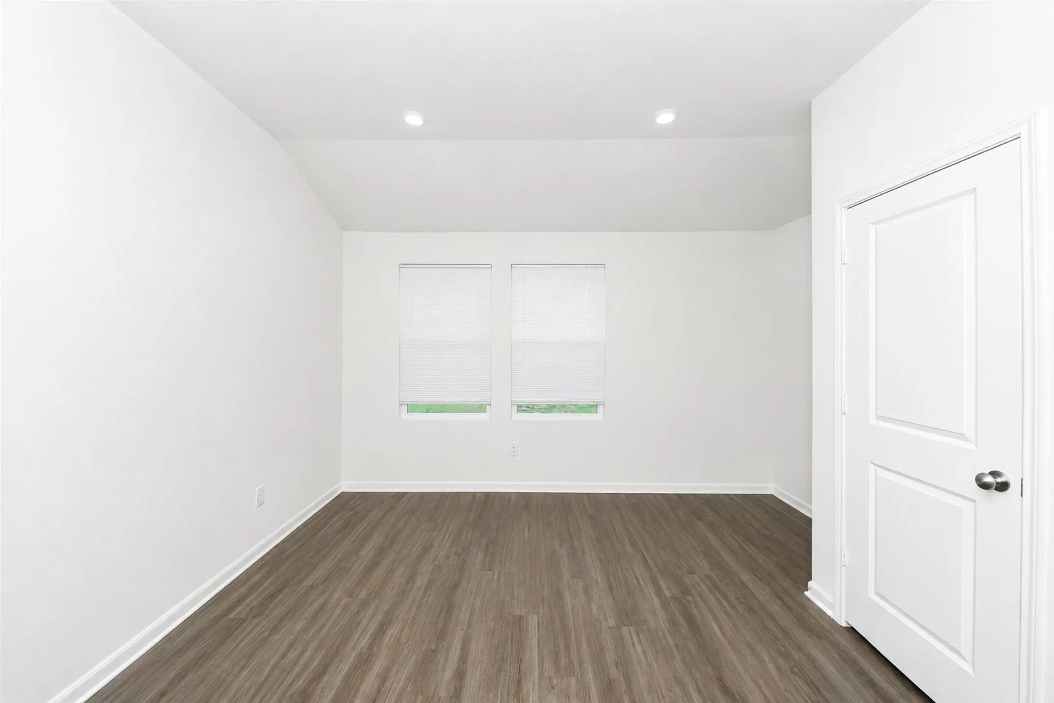 Single Family Residence For Rent in Parker County , 525 Jameson Street, Springtown, Texas 76082, 3 Bedroom, 2 Bathroom, 2 Garage spaces, 1,416 Sqft, built in 2023, mls#21362708, Real Estate Agent in Springtown, Homes For Rent in Parker county, Homes For Rent in Springtown, Realtor in Springtown Texas, Real Estate Brokerage Independent Realty Texas, Luminita Cordes Realtor